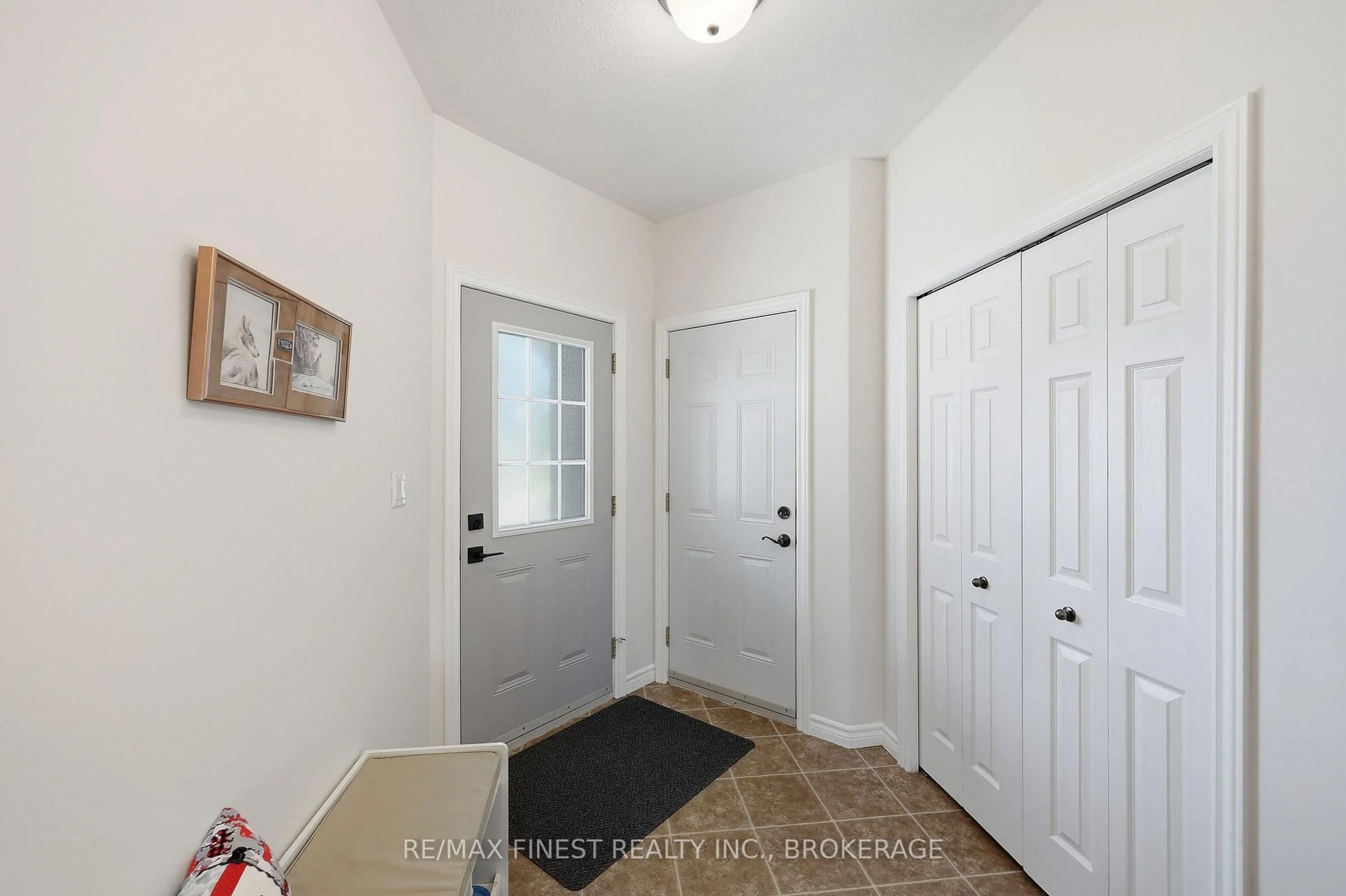 Indoor entryway for 123 Connell Dr, Loyalist Ontario K7N 0A3