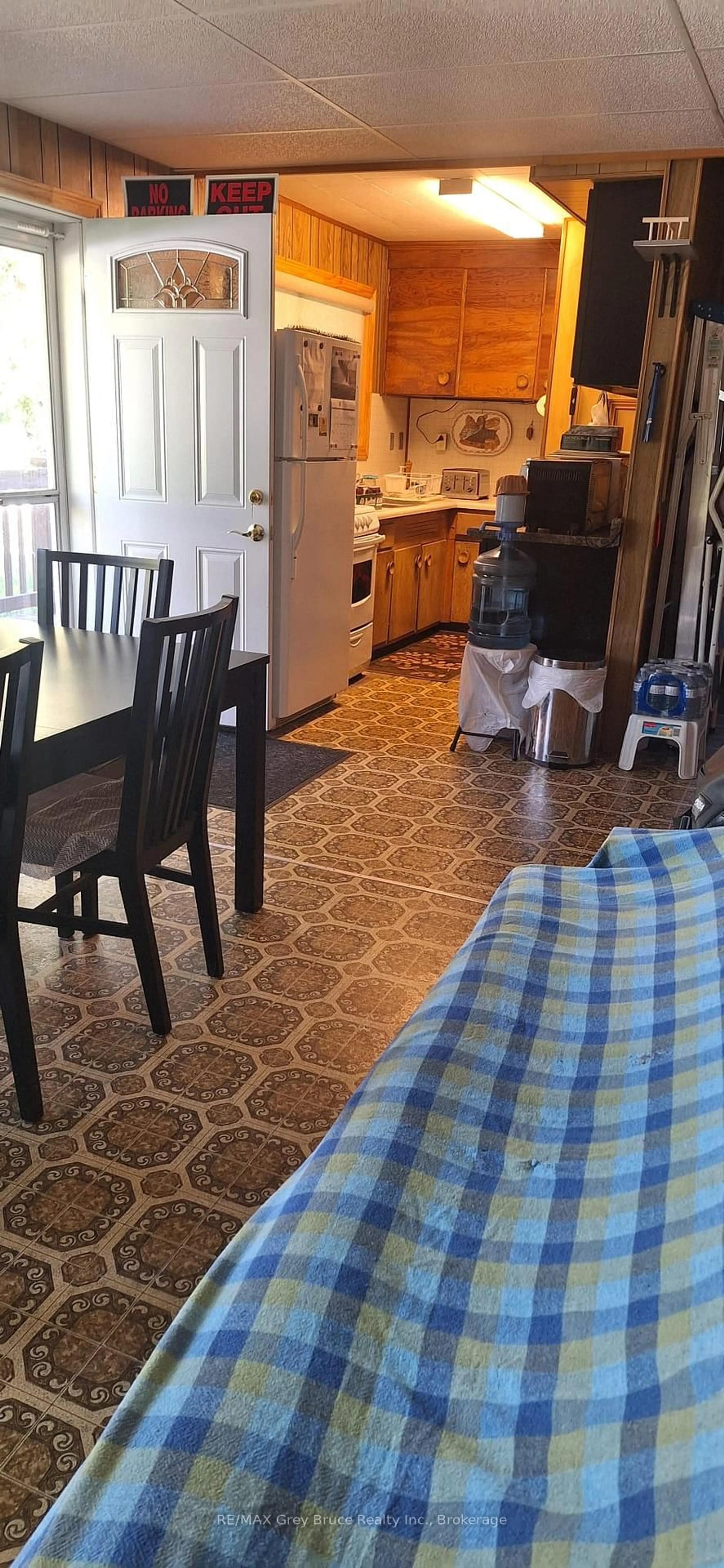 A pic of a room for 610 Second Ave, South Bruce Peninsula Ontario N0H 2G0