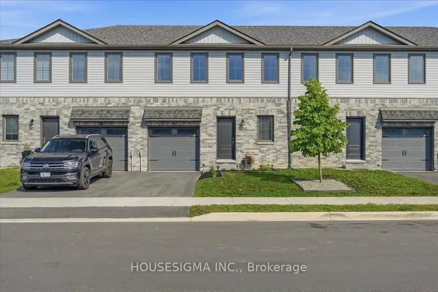 54 Campbell Cres, Prince Edward County 4