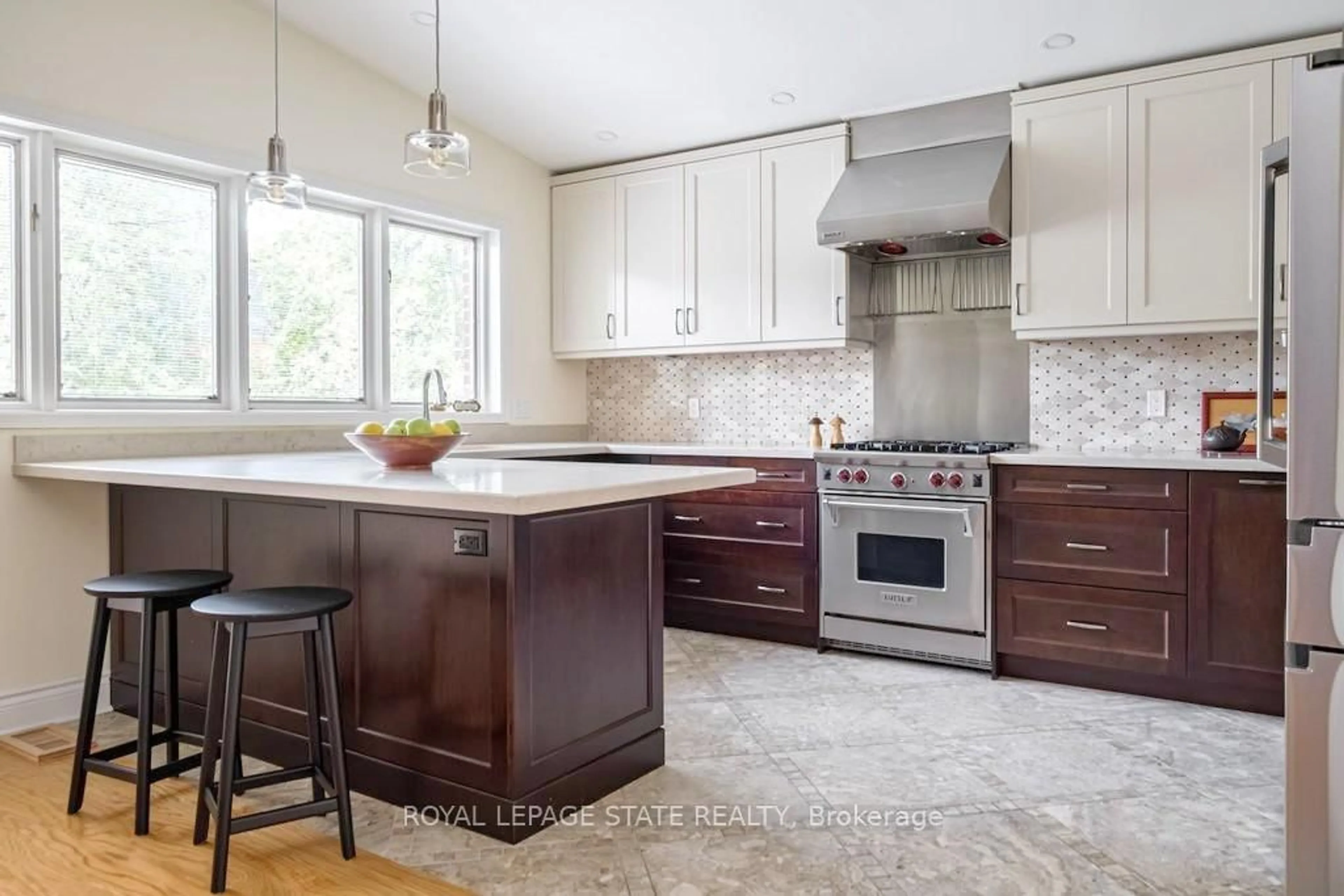 Contemporary kitchen, ceramic/tile floor for 12 Bond St, Hamilton Ontario L8S 1S7