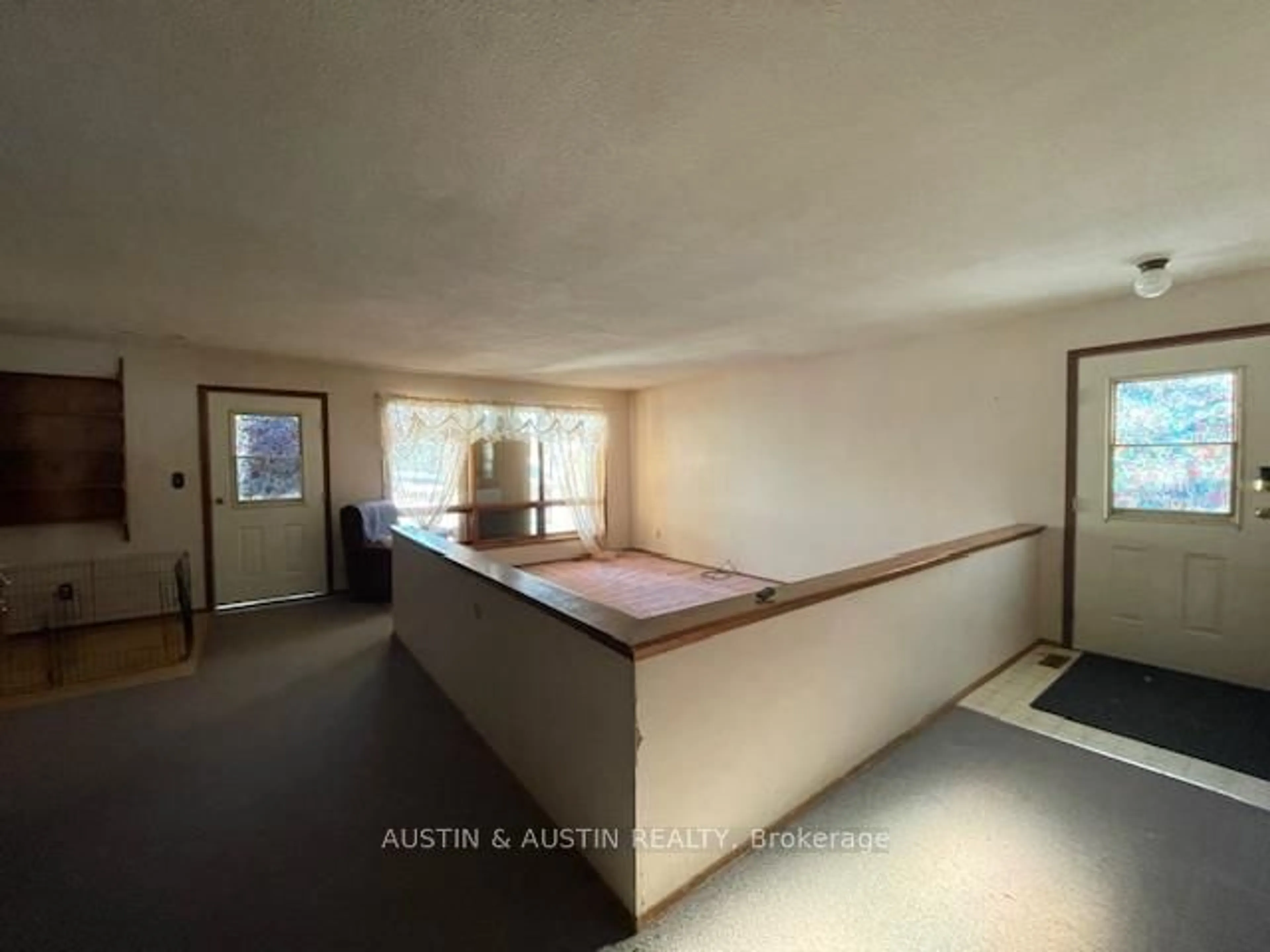 A pic of a room for 195 West River Rd, Dryden Ontario P8N 2A7