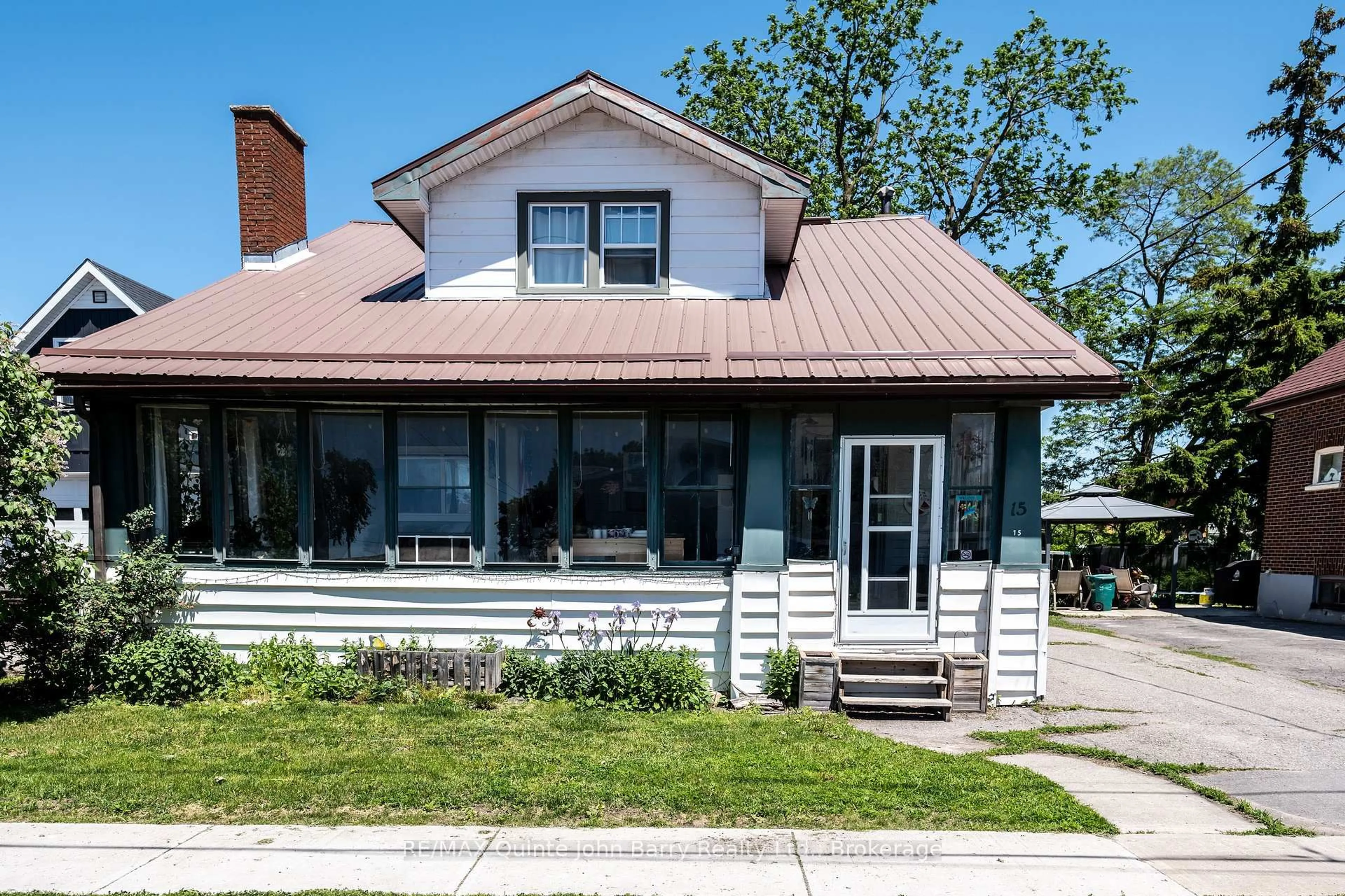 Home with vinyl exterior material, street for 15 Mercia St, Quinte West Ontario K8V 2P2