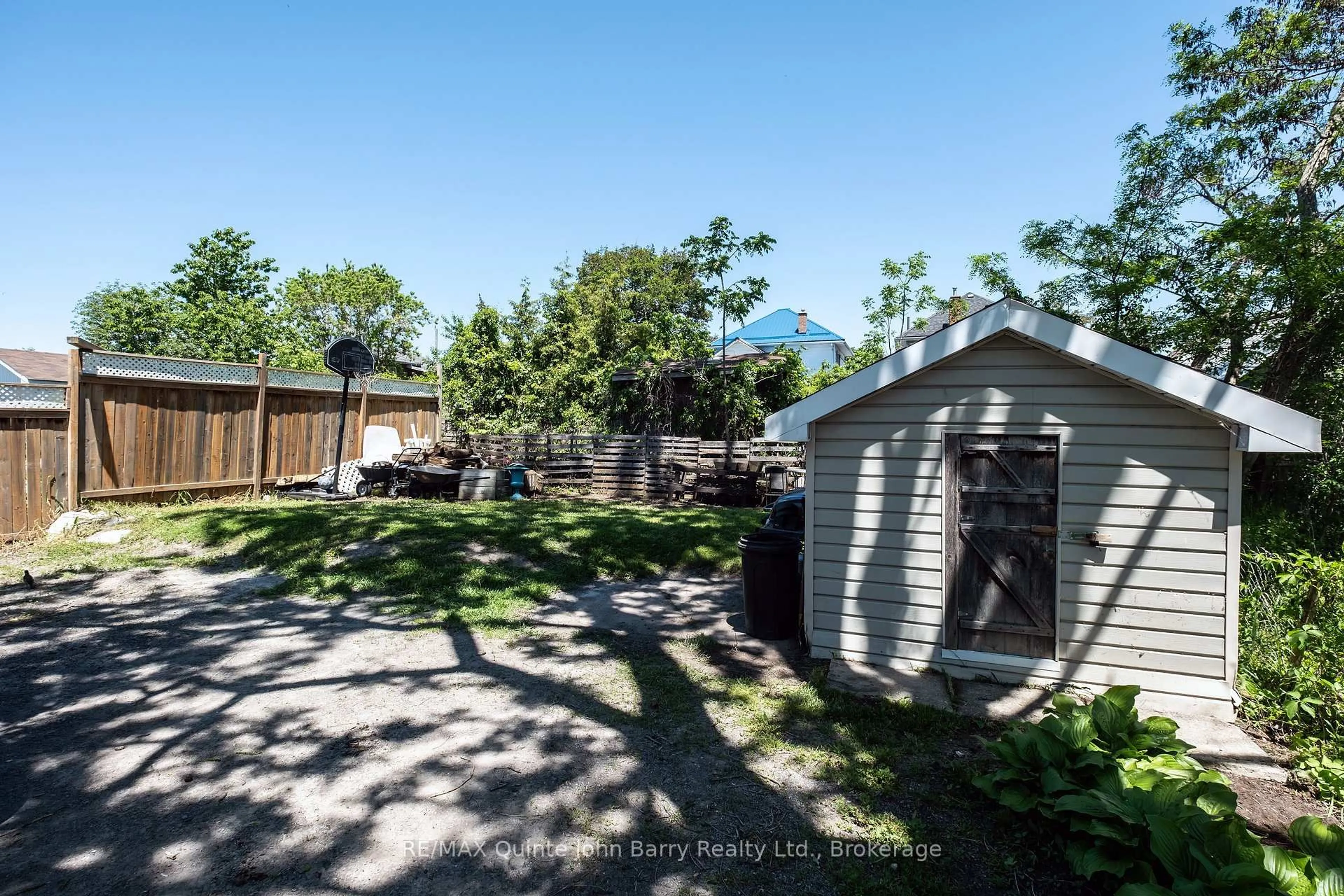 A pic from outside/outdoor area/front of a property/back of a property/a pic from drone, street for 15 Mercia St, Quinte West Ontario K8V 2P2