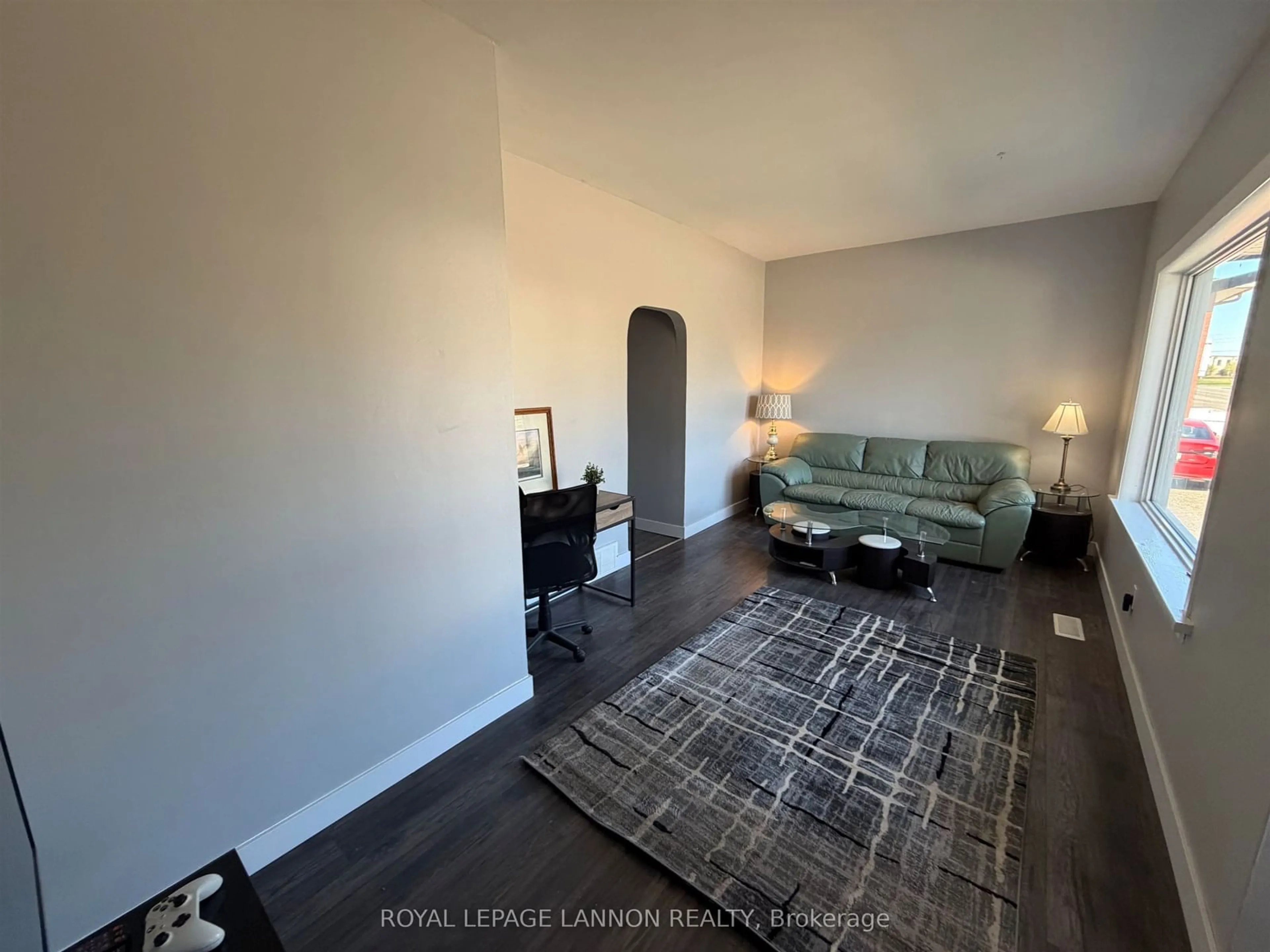 A pic of a room for 1113 Walsh St, Thunder Bay Ontario P7E 4V2