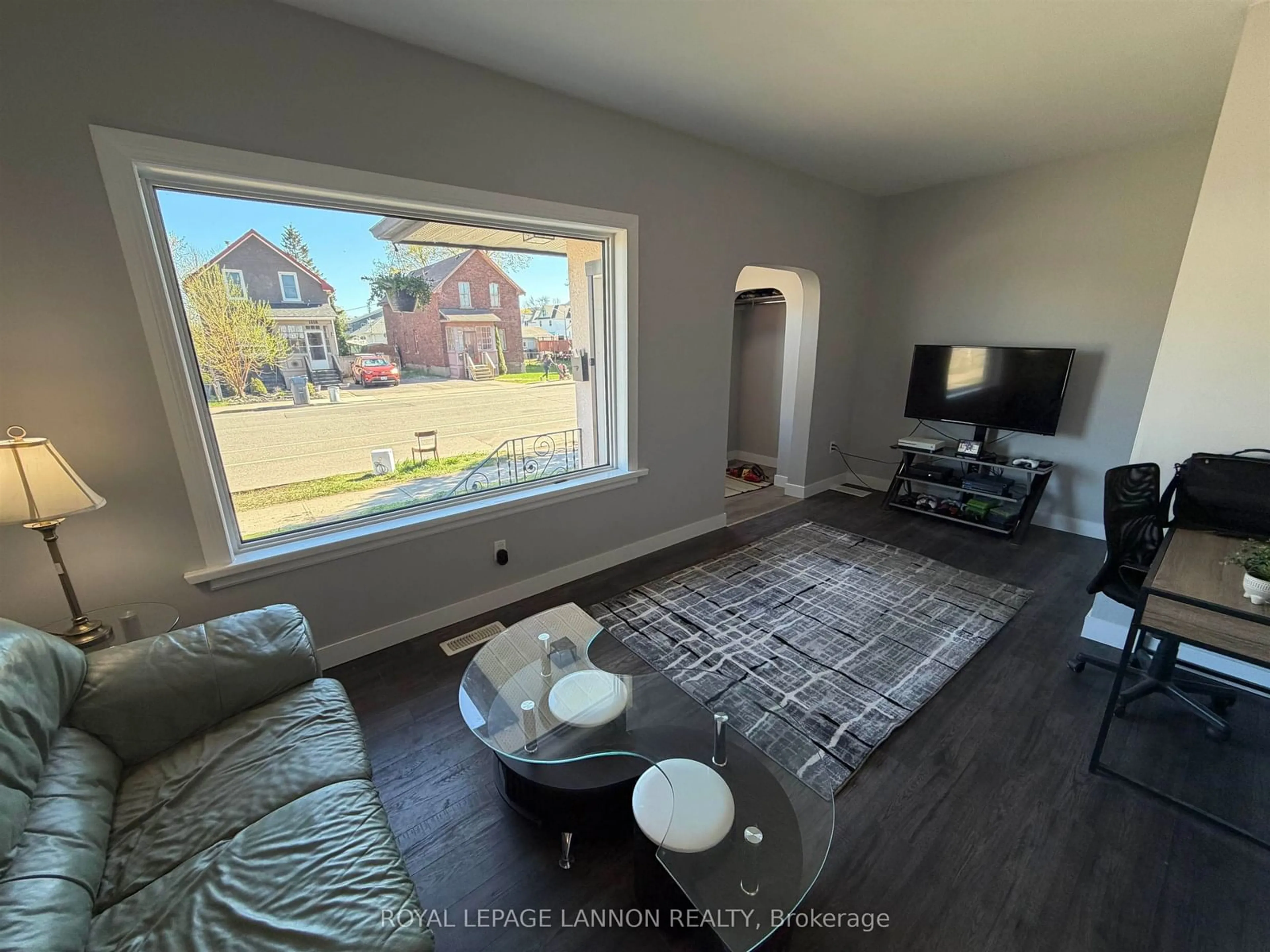 Living room with furniture, unknown for 1113 Walsh St, Thunder Bay Ontario P7E 4V2