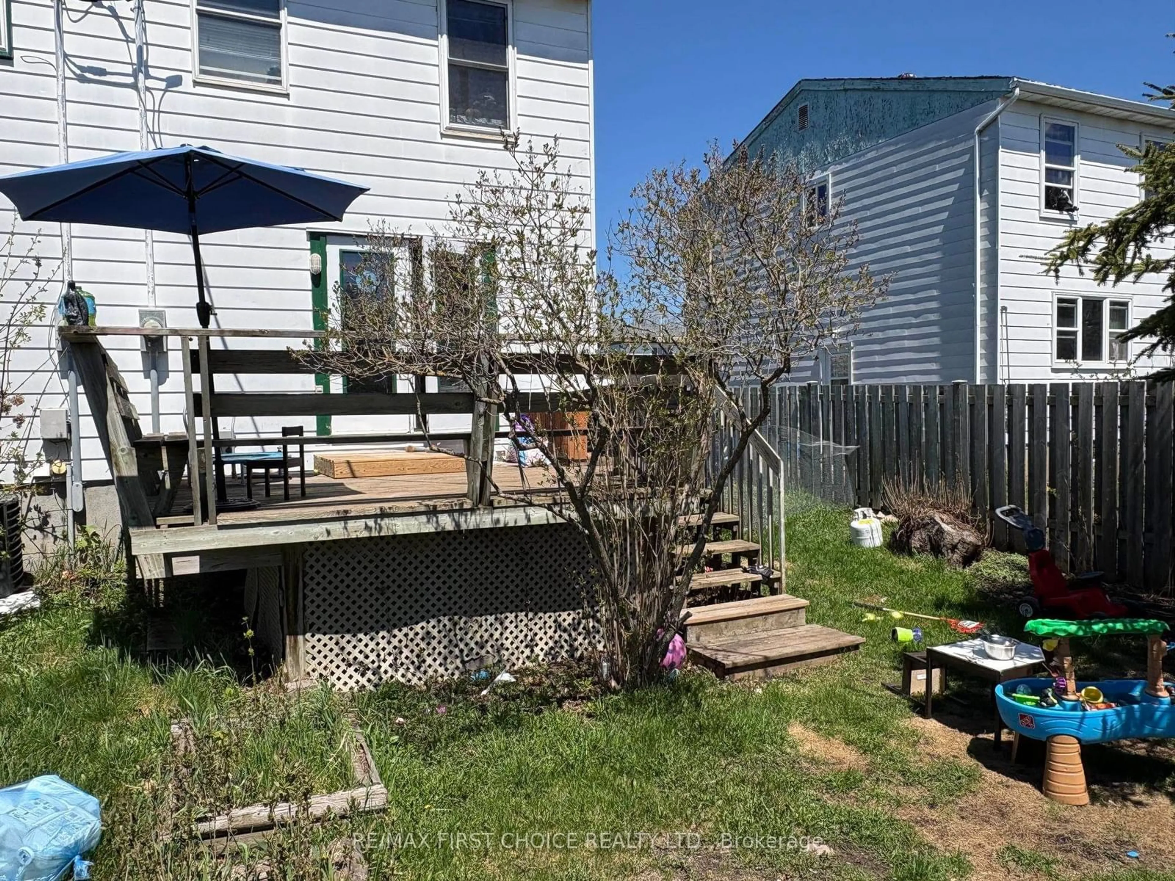 Patio, unknown for 188 LIMBRICK St, Thunder Bay Ontario P7C 4S7