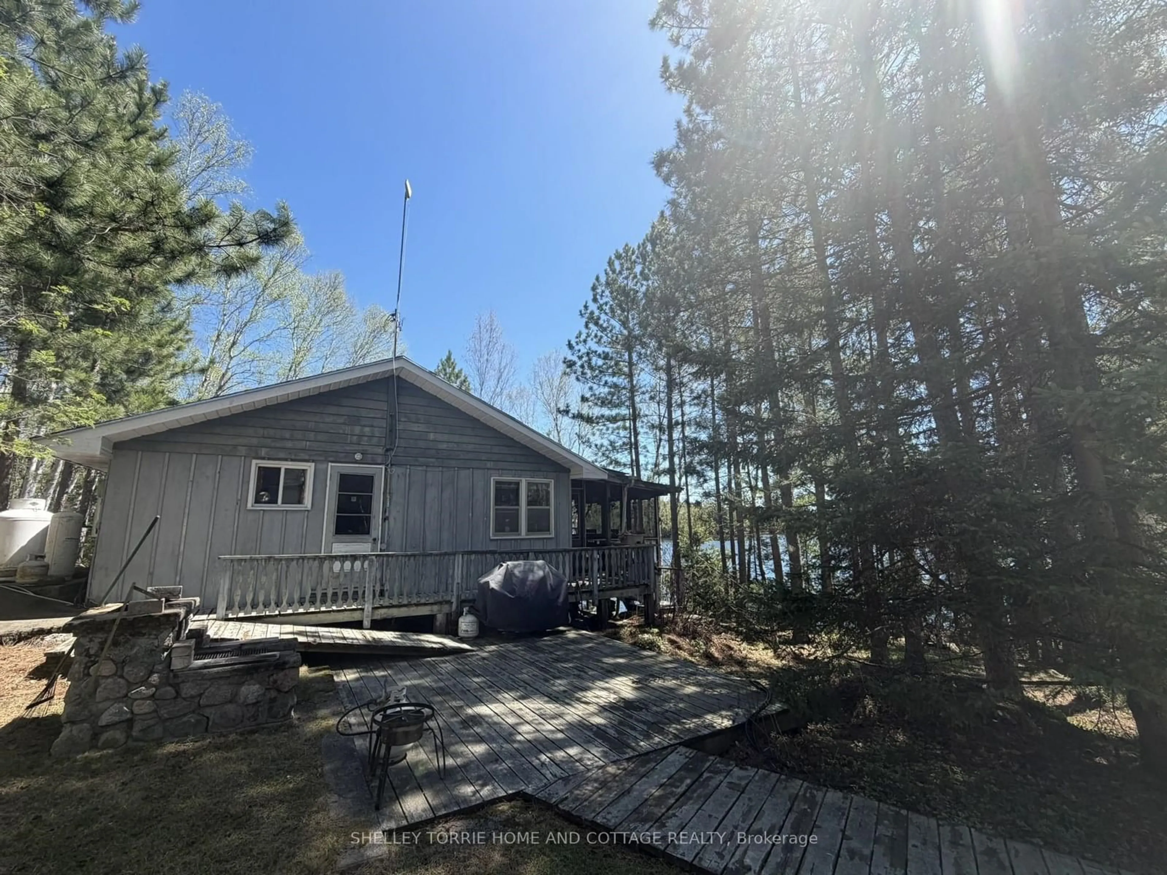 A pic from outside/outdoor area/front of a property/back of a property/a pic from drone, unknown for 249 Gibi Lake Rd, Sioux Narrows-Nestor Falls Ontario P0X 1N0