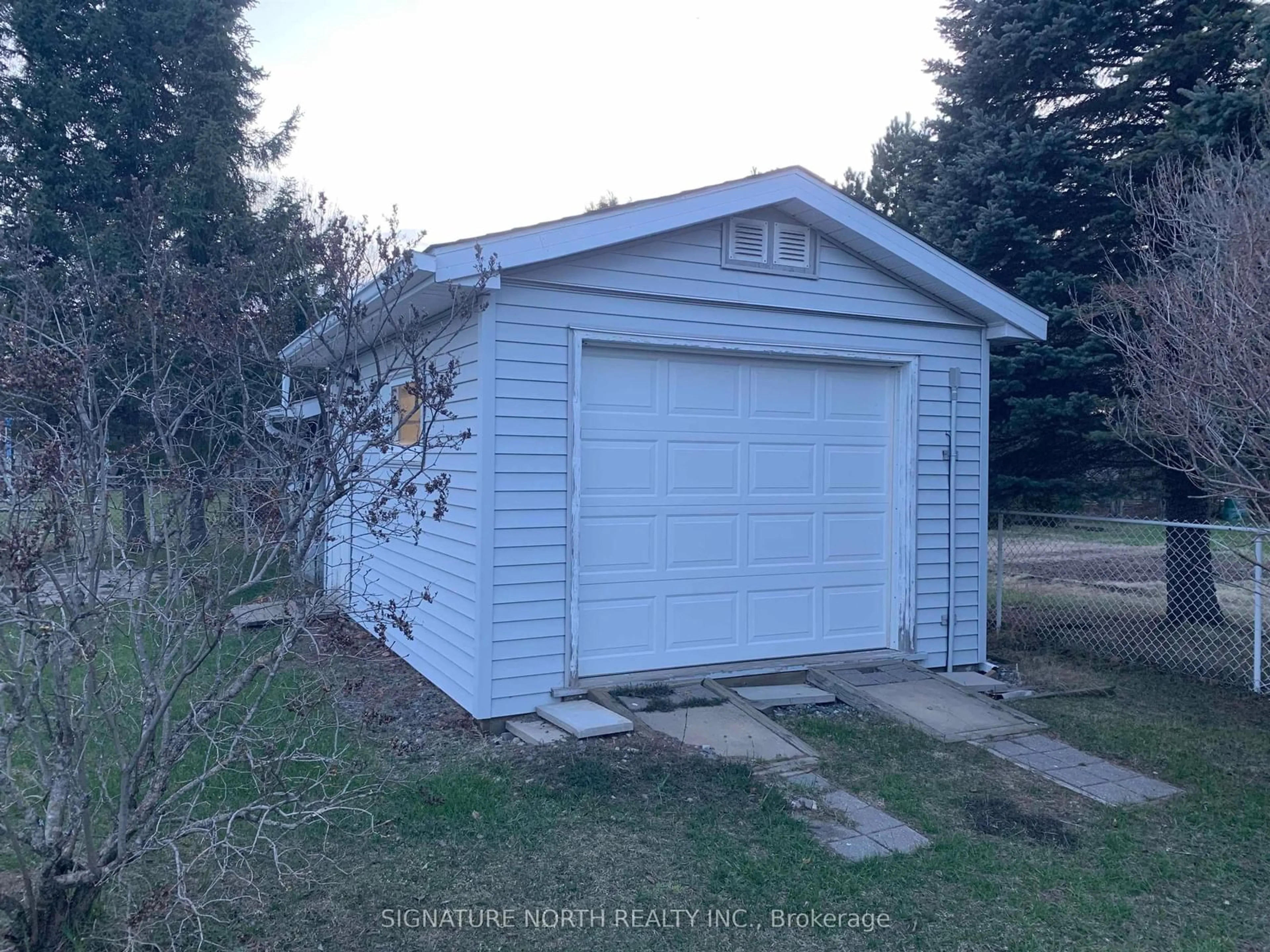 Shed for 3165-20th Side Road, Thunder Bay Ontario P7K 1C5