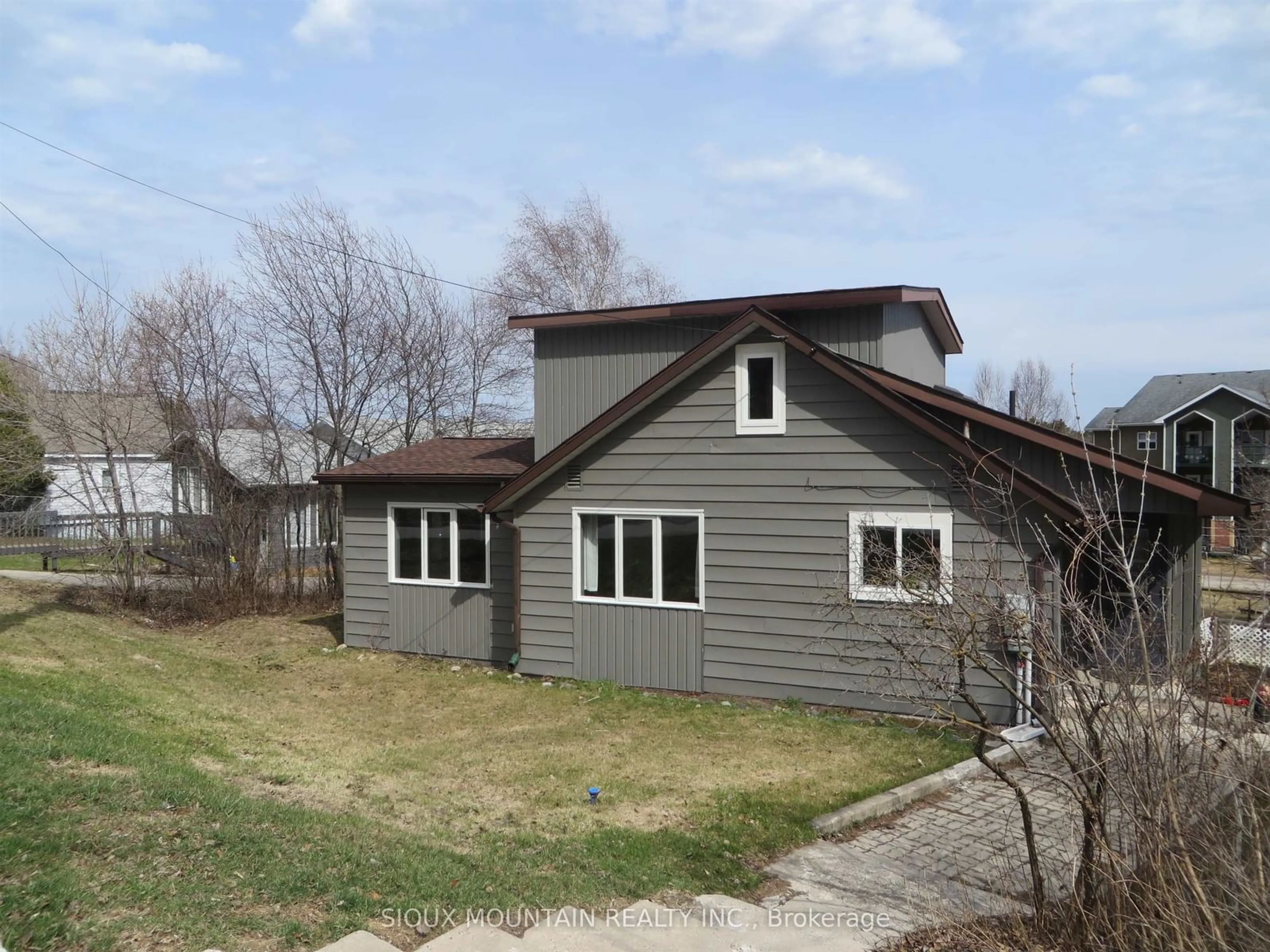 Unknown for 110 Meadwell Drive, Sioux Lookout Ontario P8T 1H4