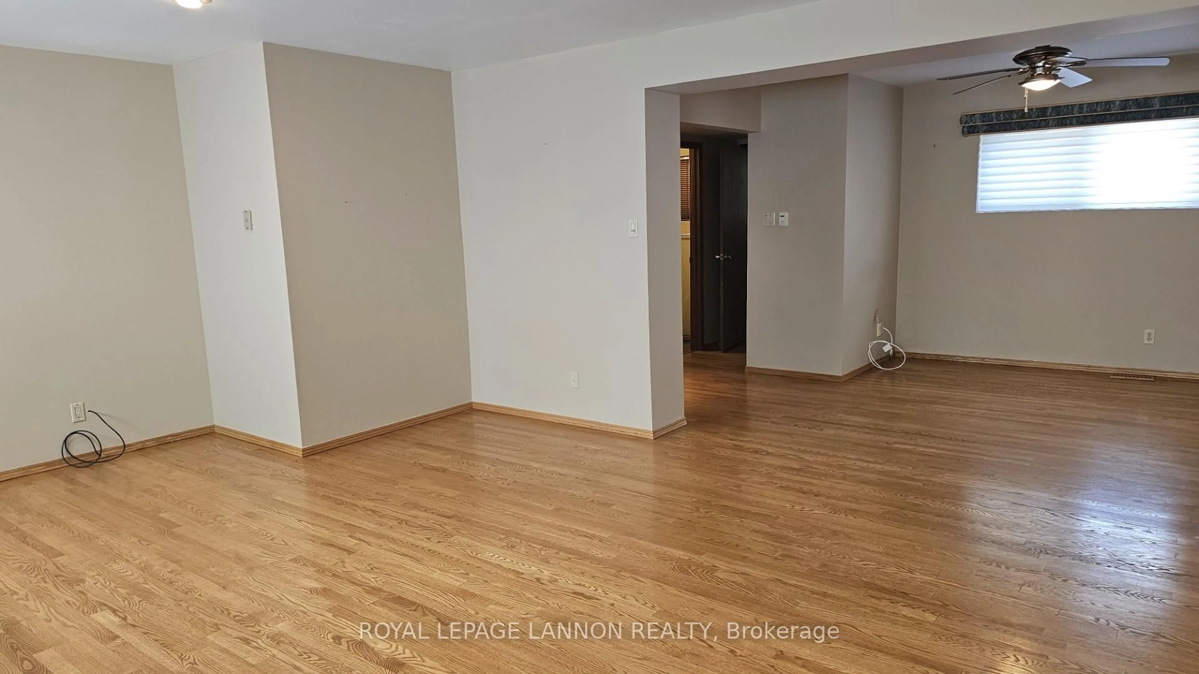 A pic of a room for 459 Frontenac Bywy, Thunder Bay Ontario P7C 1M5