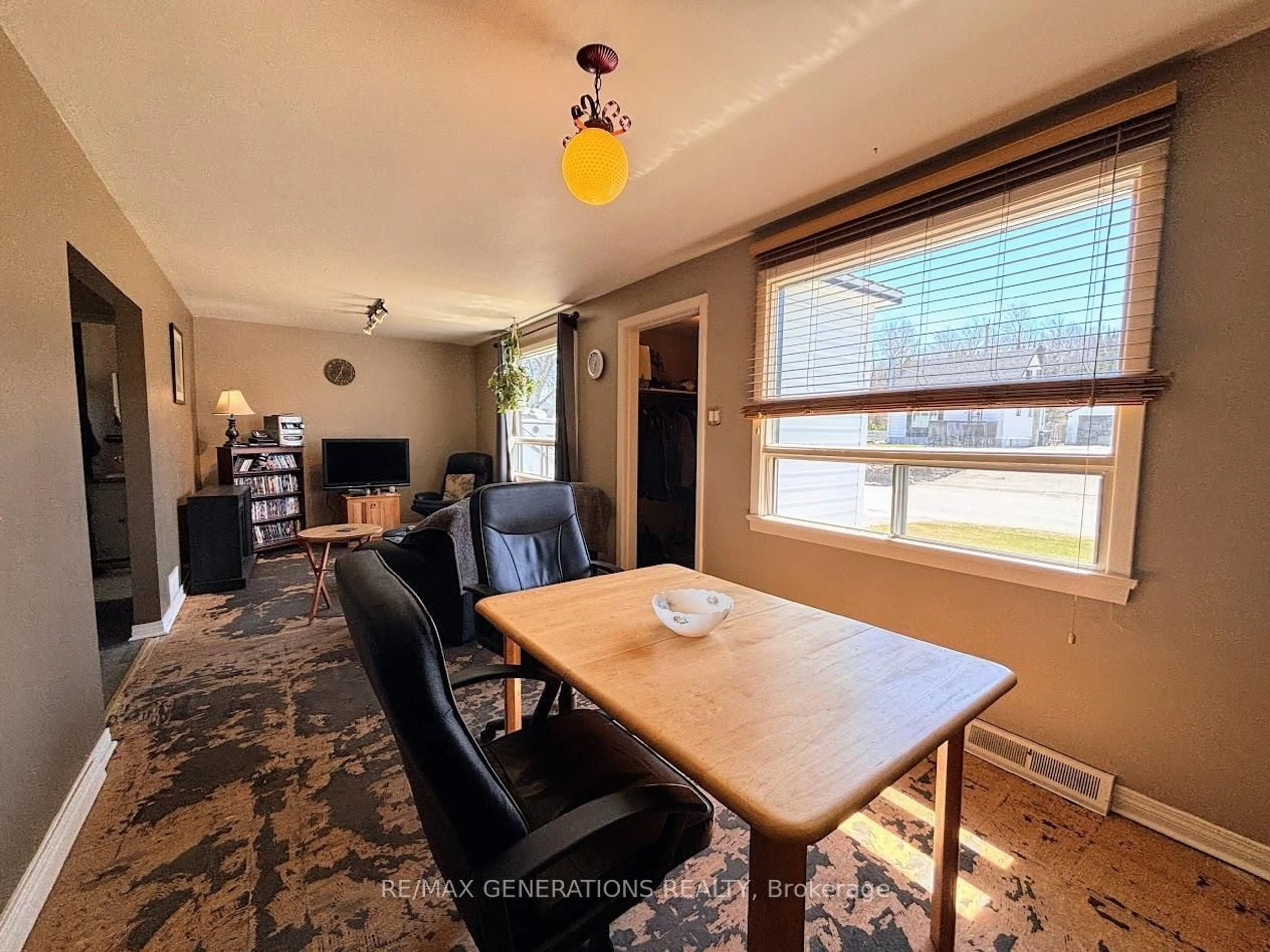 Dining room, unknown for 25 Neebig Ave, Manitouwadge Ontario P0T 2C0