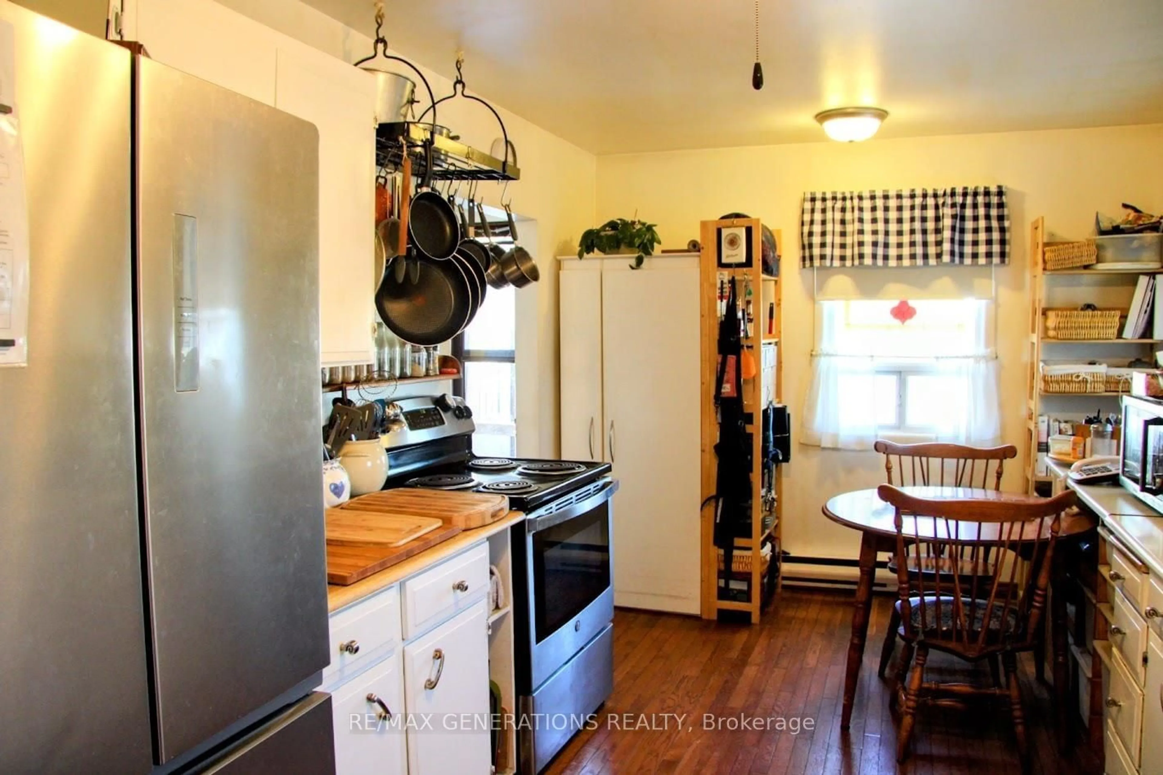 Standard kitchen, unknown for 9 Swallow Dr, Manitouwadge Ontario P0T 2C0