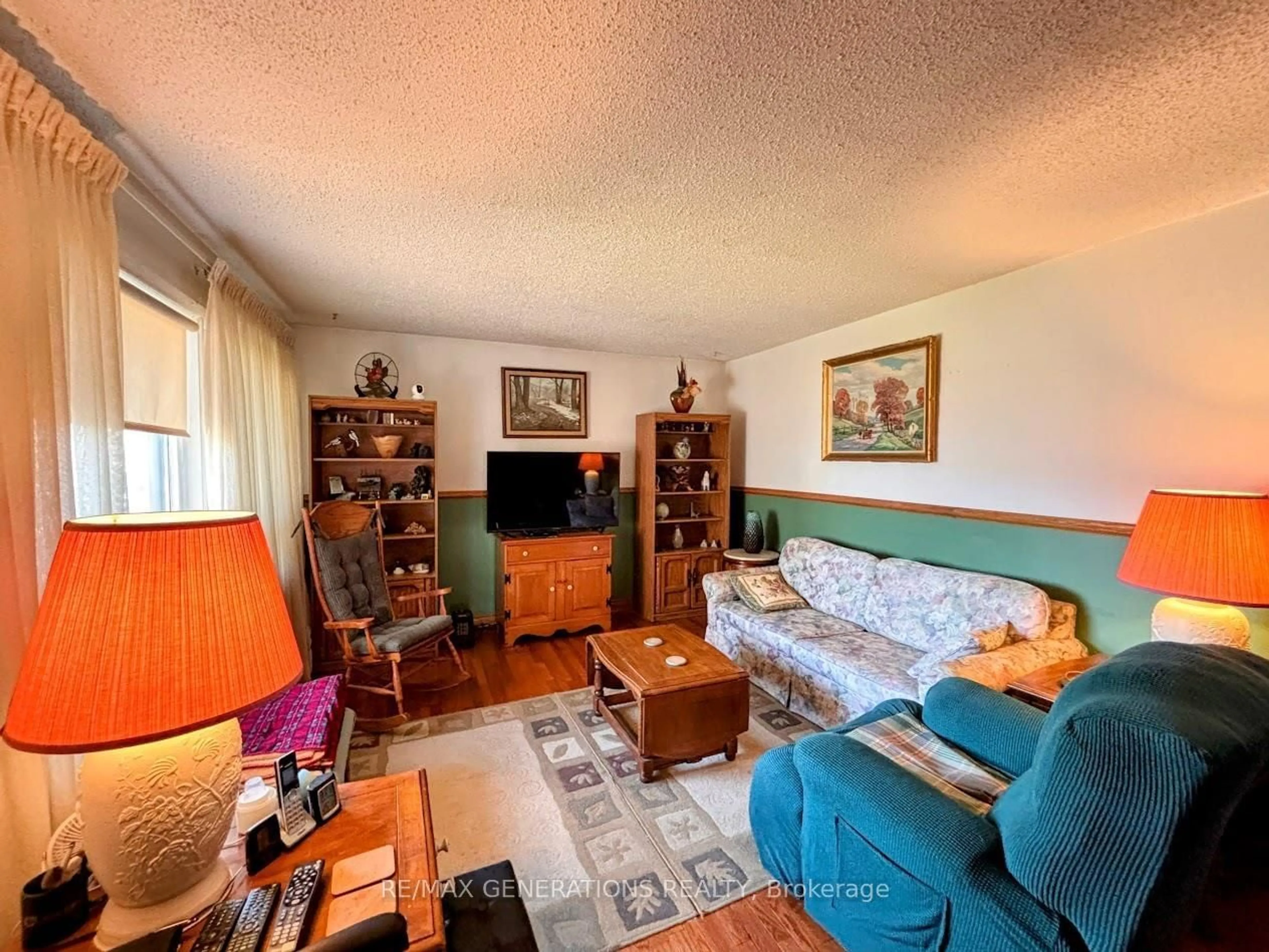 Living room with furniture, unknown for 9 Swallow Dr, Manitouwadge Ontario P0T 2C0