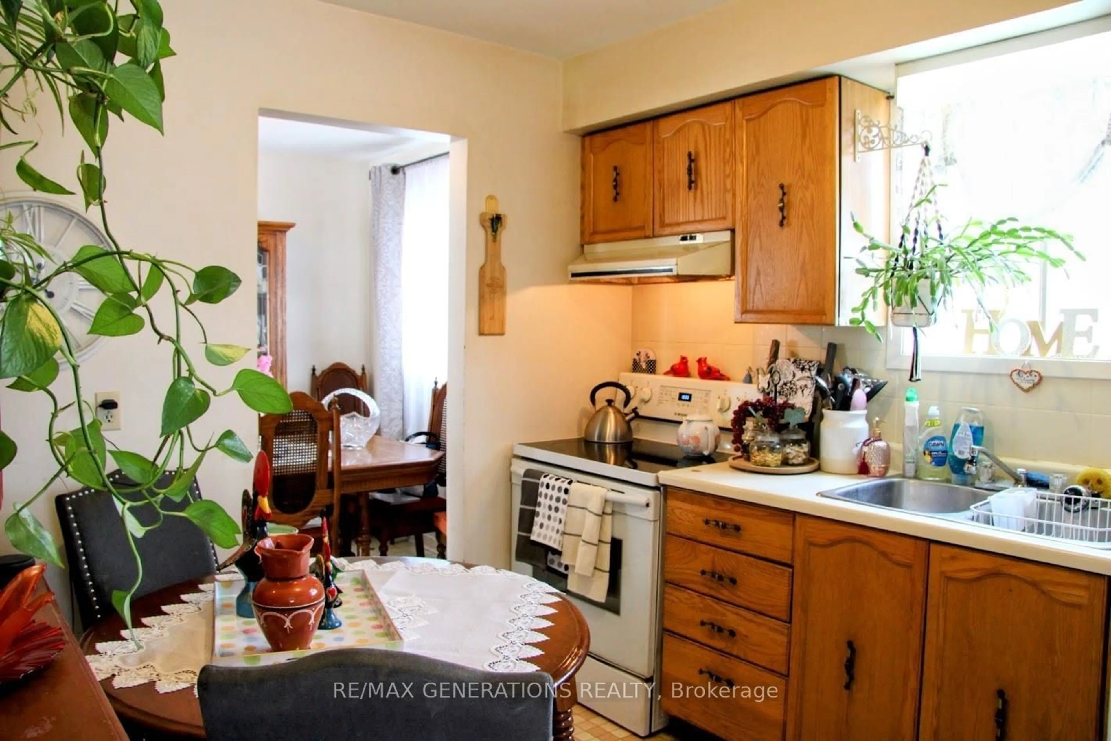Standard kitchen, unknown for 80 Matachewan Rd, Manitouwadge Ontario P0T 2C0