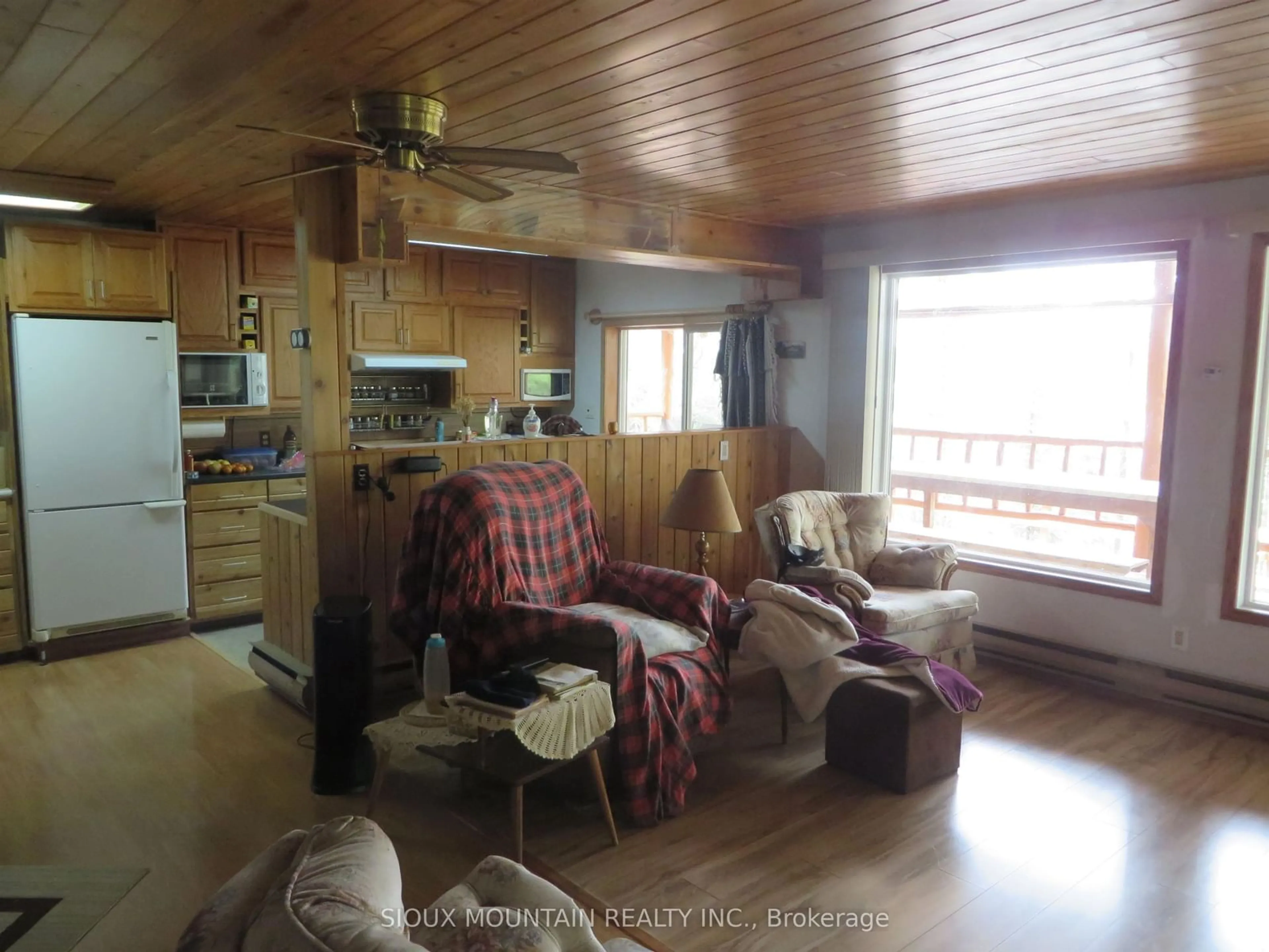 Living room with furniture, unknown for 1844 Southshore Drive, Sioux Lookout Ontario P8T 0A7