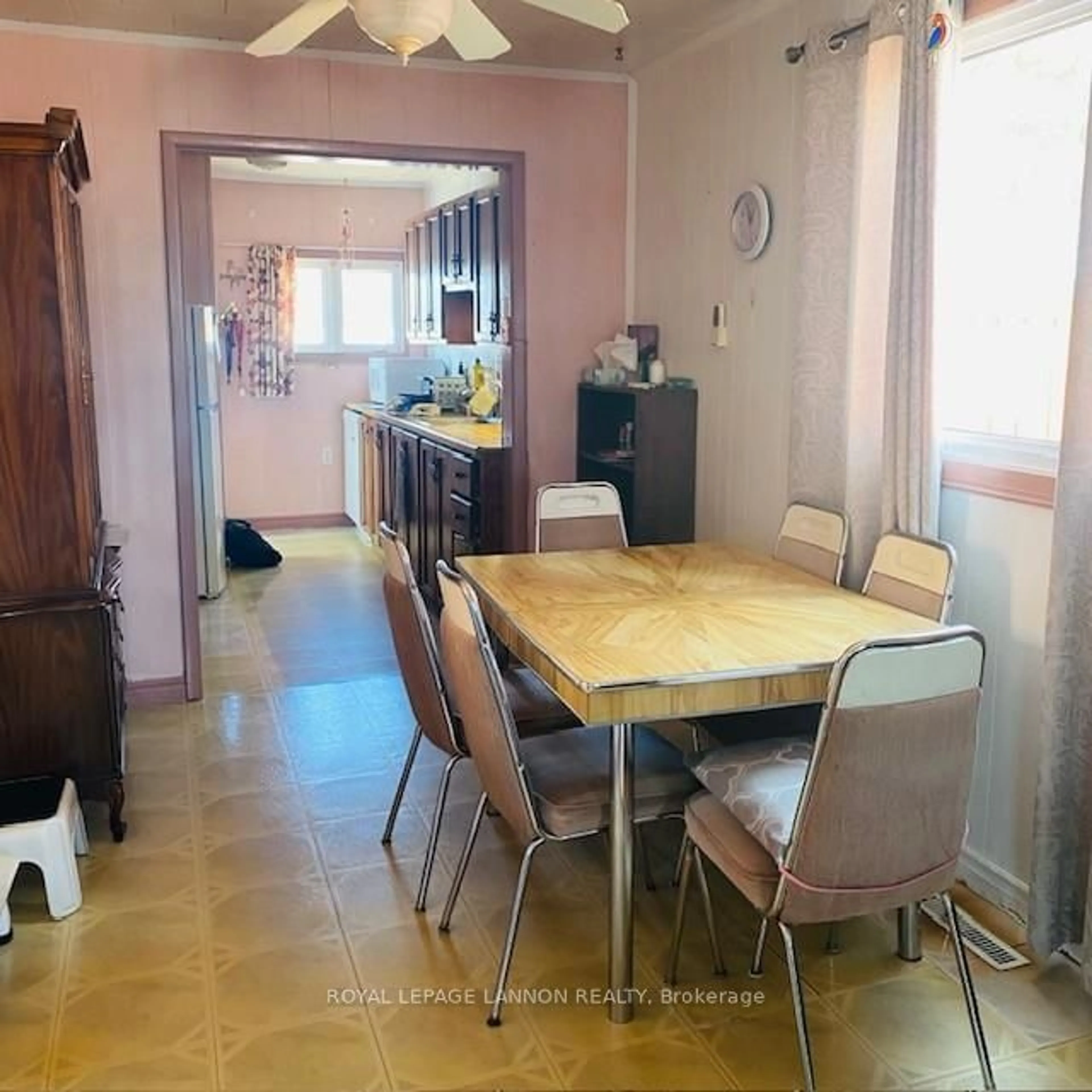 Dining room, unknown for 308 Ball park Cres, Greenstone Ontario P0T 1M0