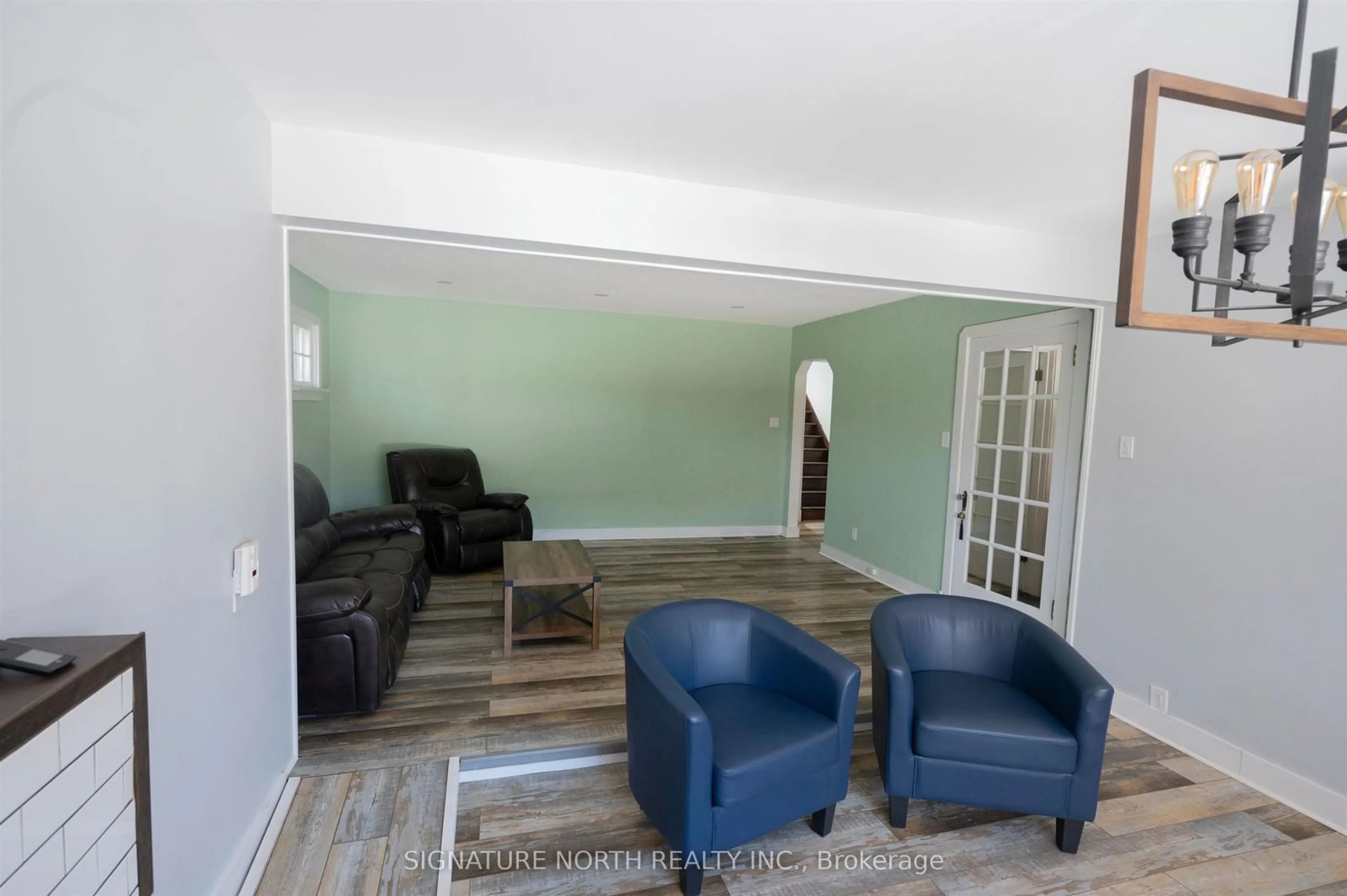 Living room with furniture, unknown for 1744 Broadway Avenue, Thunder Bay Ontario P7K 1M5