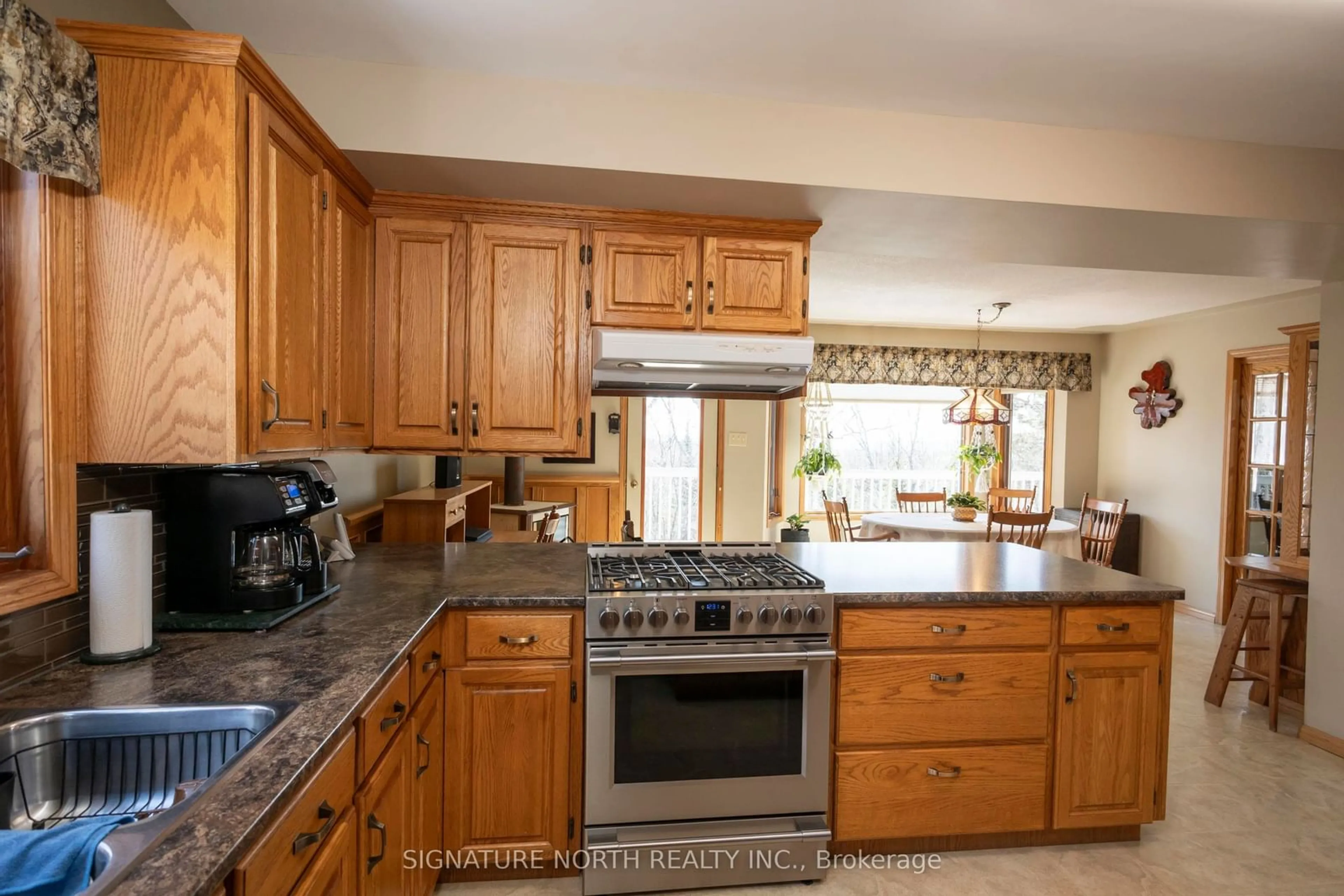 Standard kitchen, ceramic/tile floor for 281 Intola Road, Oliver Paipoonge Ontario P7G 0T6