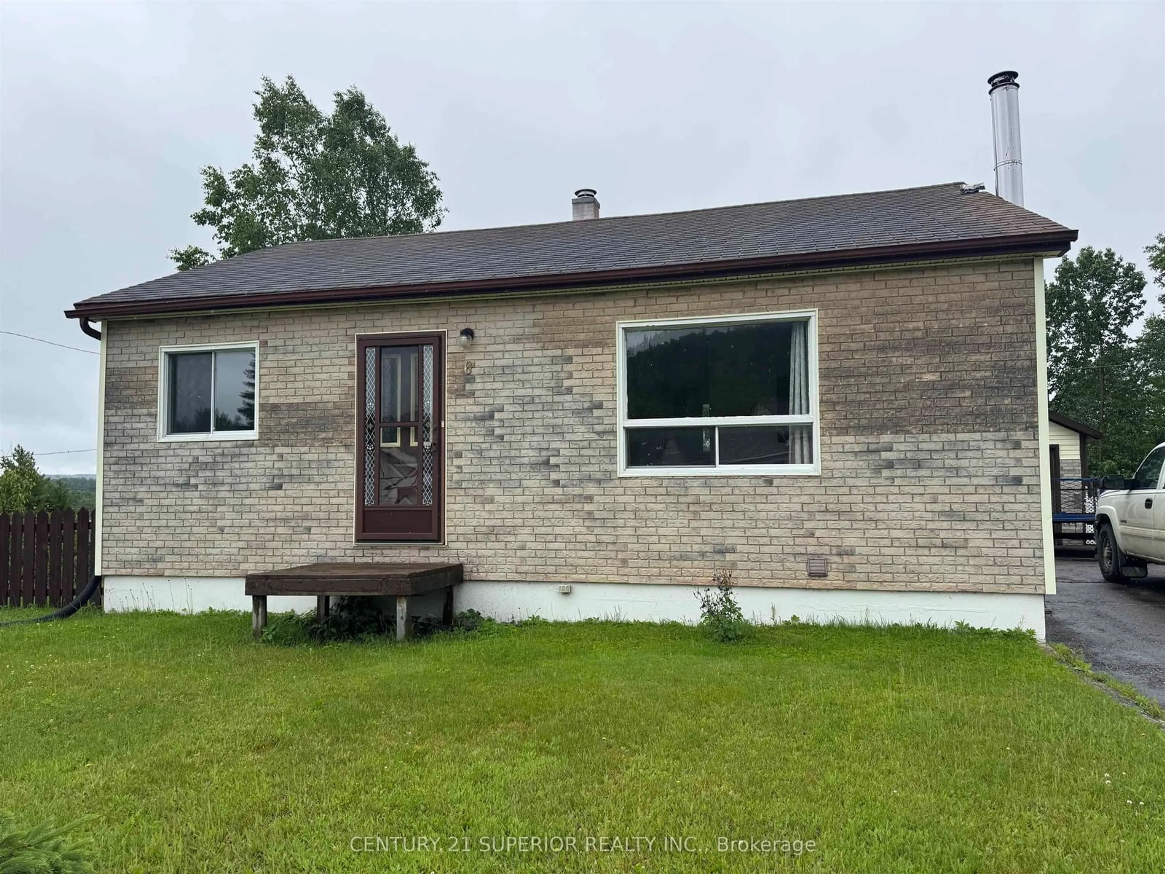 Unknown for 6 Kinglet Pl, Manitouwadge Ontario P0T 2C0