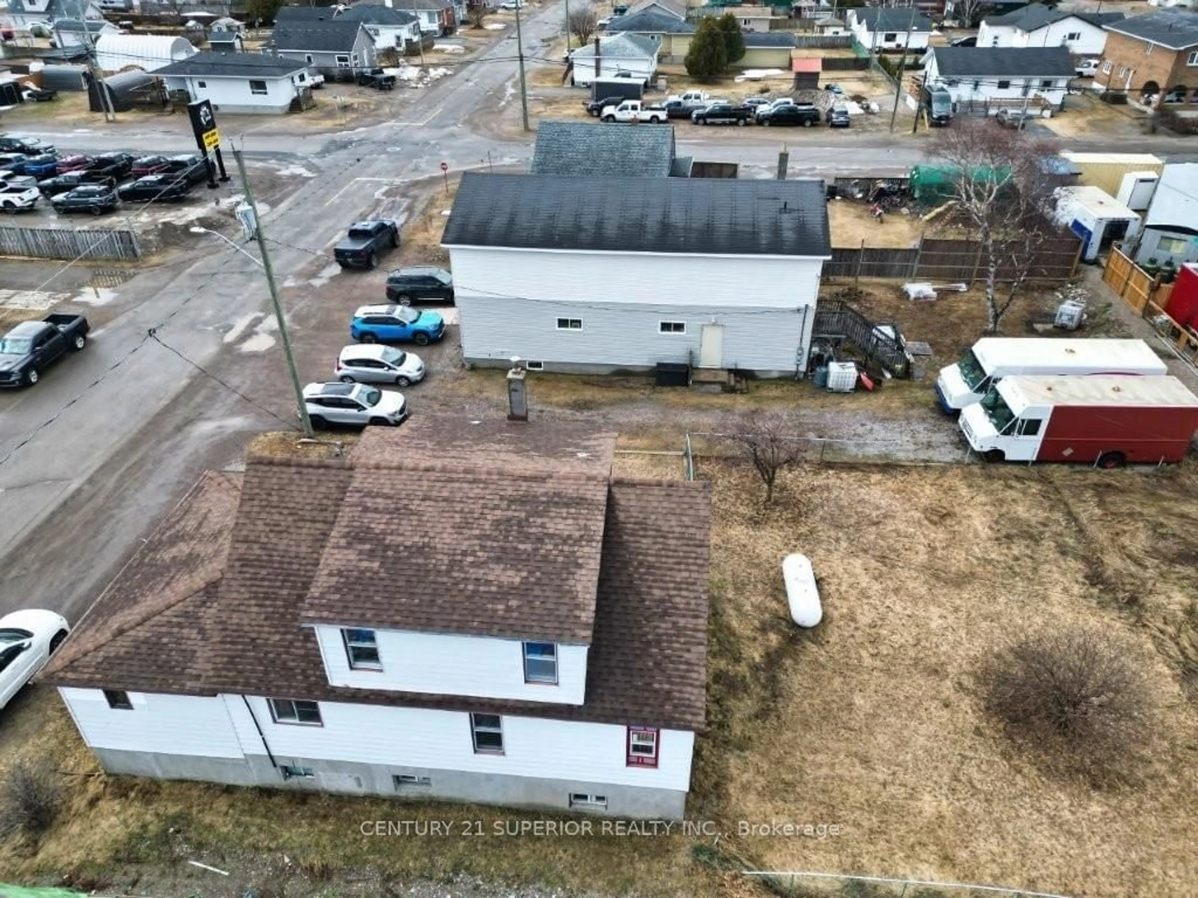 A pic from outside/outdoor area/front of a property/back of a property/a pic from drone, building for 209 Walker Street, Schreiber Ontario P0T 2S0