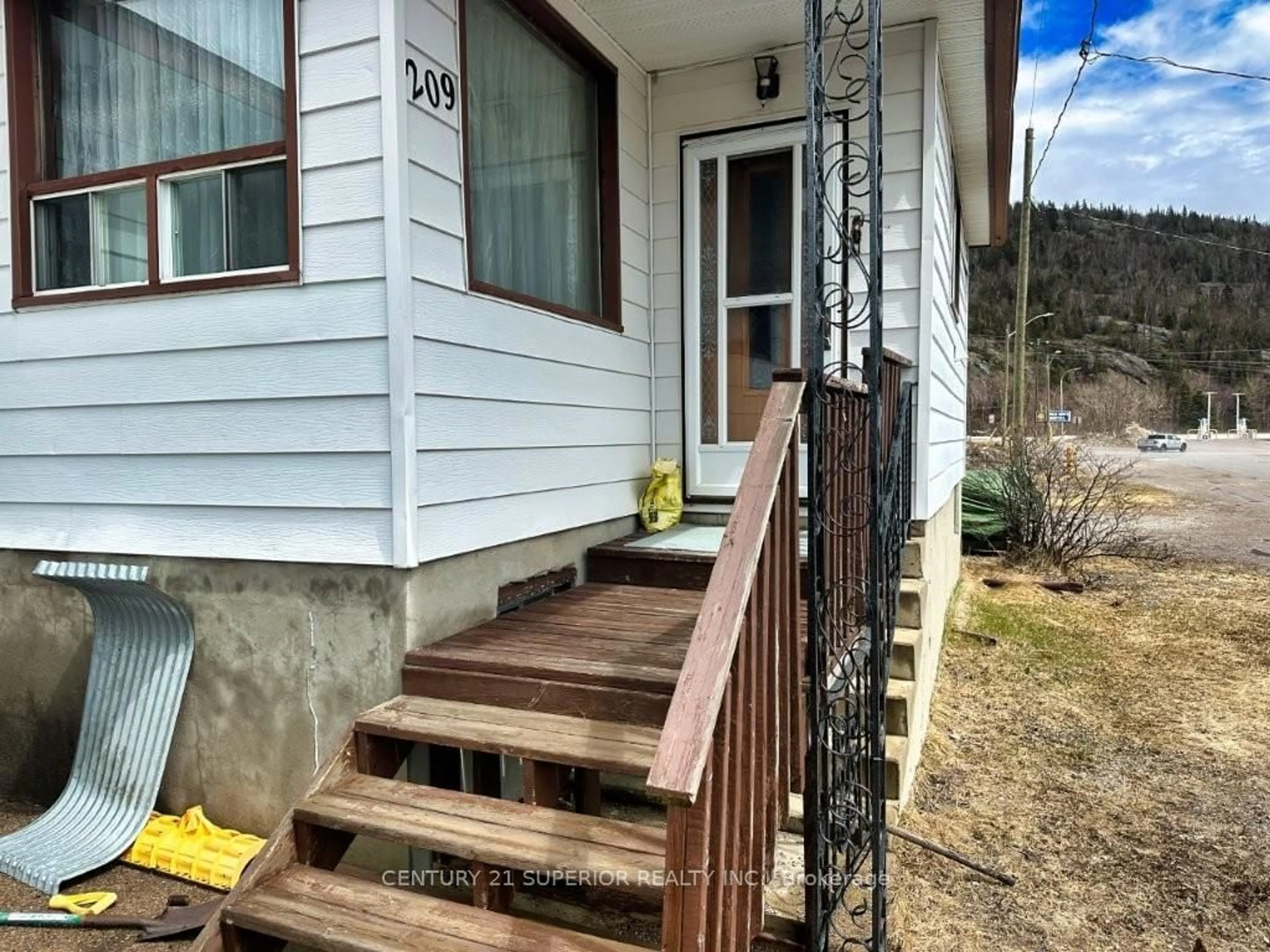 Unknown for 209 Walker Street, Schreiber Ontario P0T 2S0