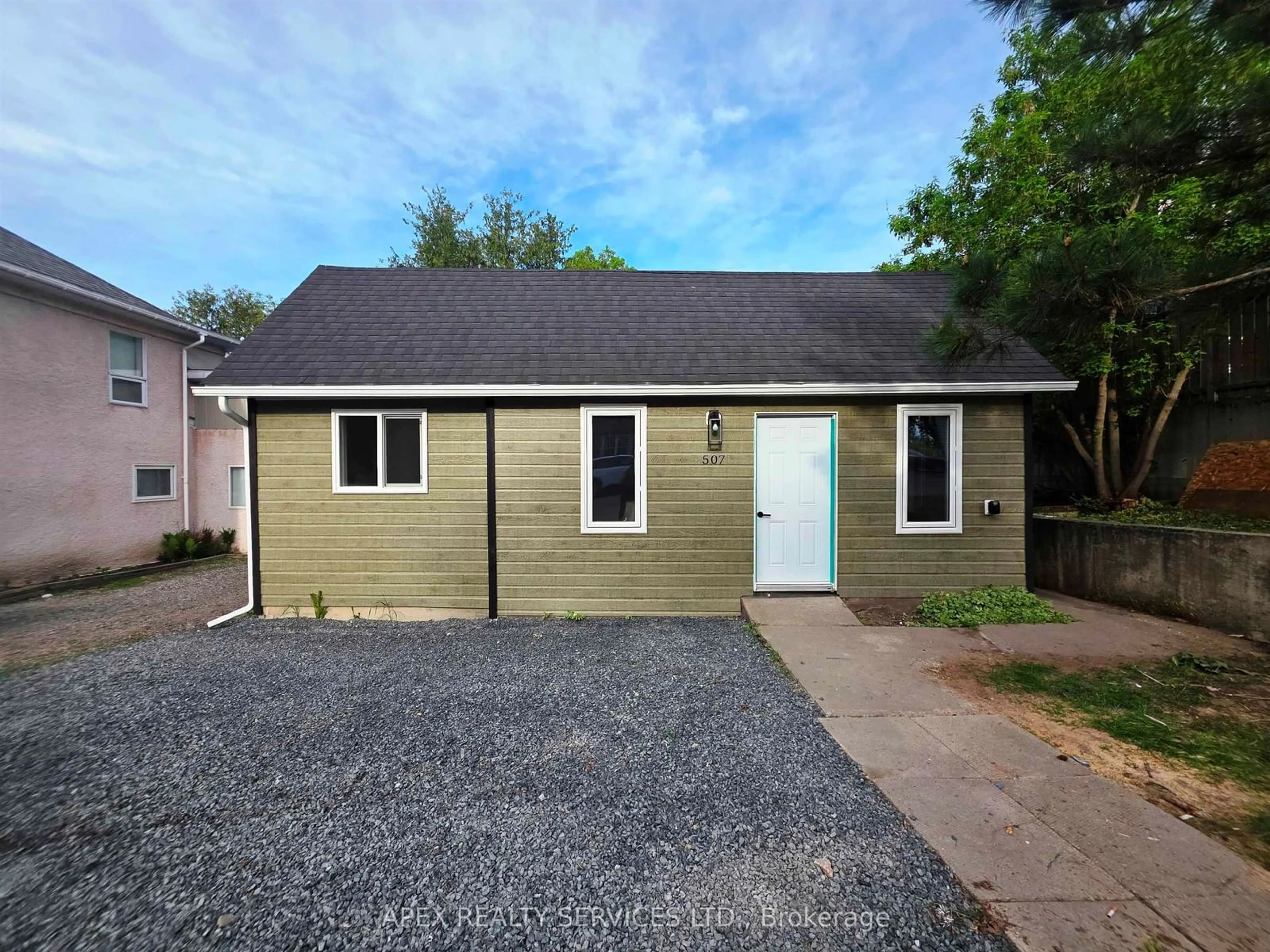 Home with vinyl exterior material, street for 507 Fourth Avenue South, Kenora Ontario P9N 1Z4