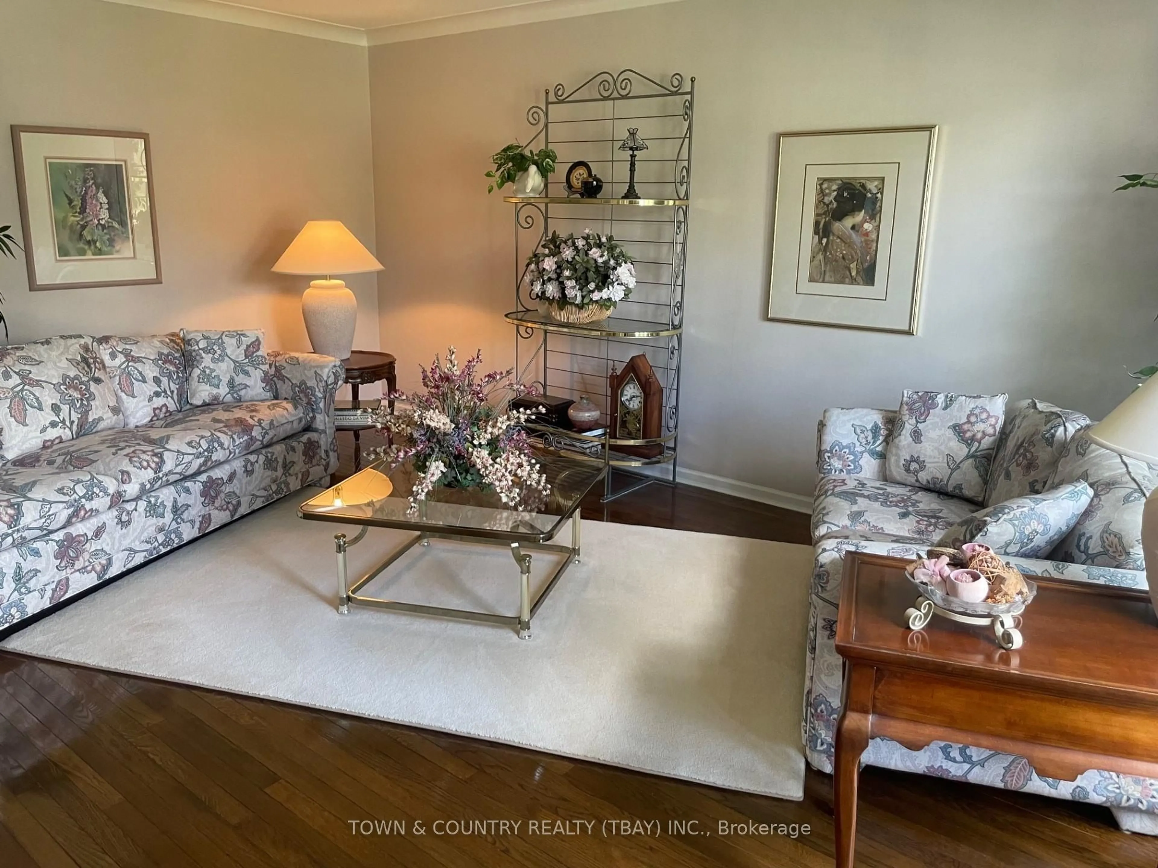 Living room with furniture, unknown for 106 Herrick Pl, Thunder Bay Ontario P7K 1C6