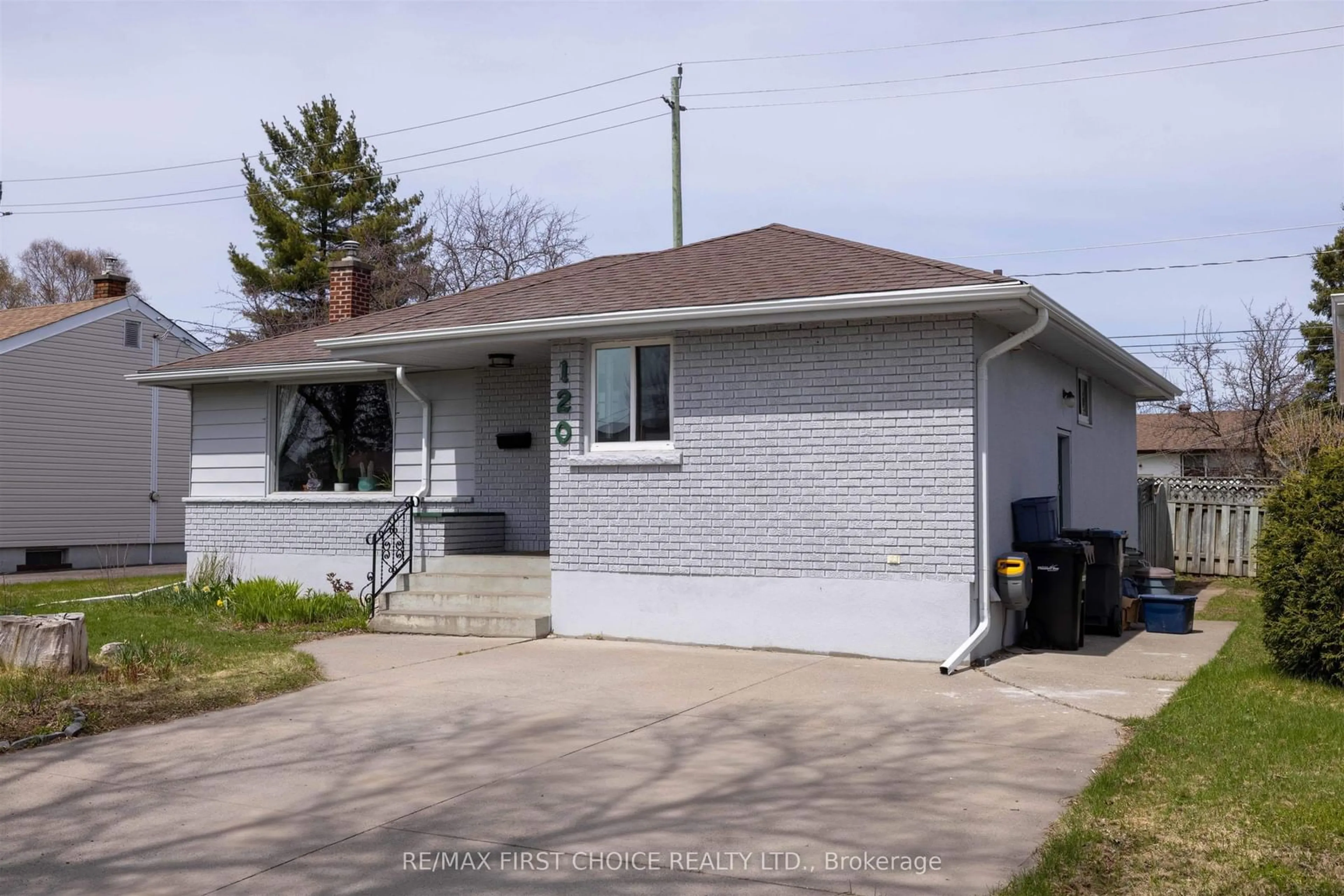 Unknown for 120 Robinson Dr, Thunder Bay Ontario P7A 6G5