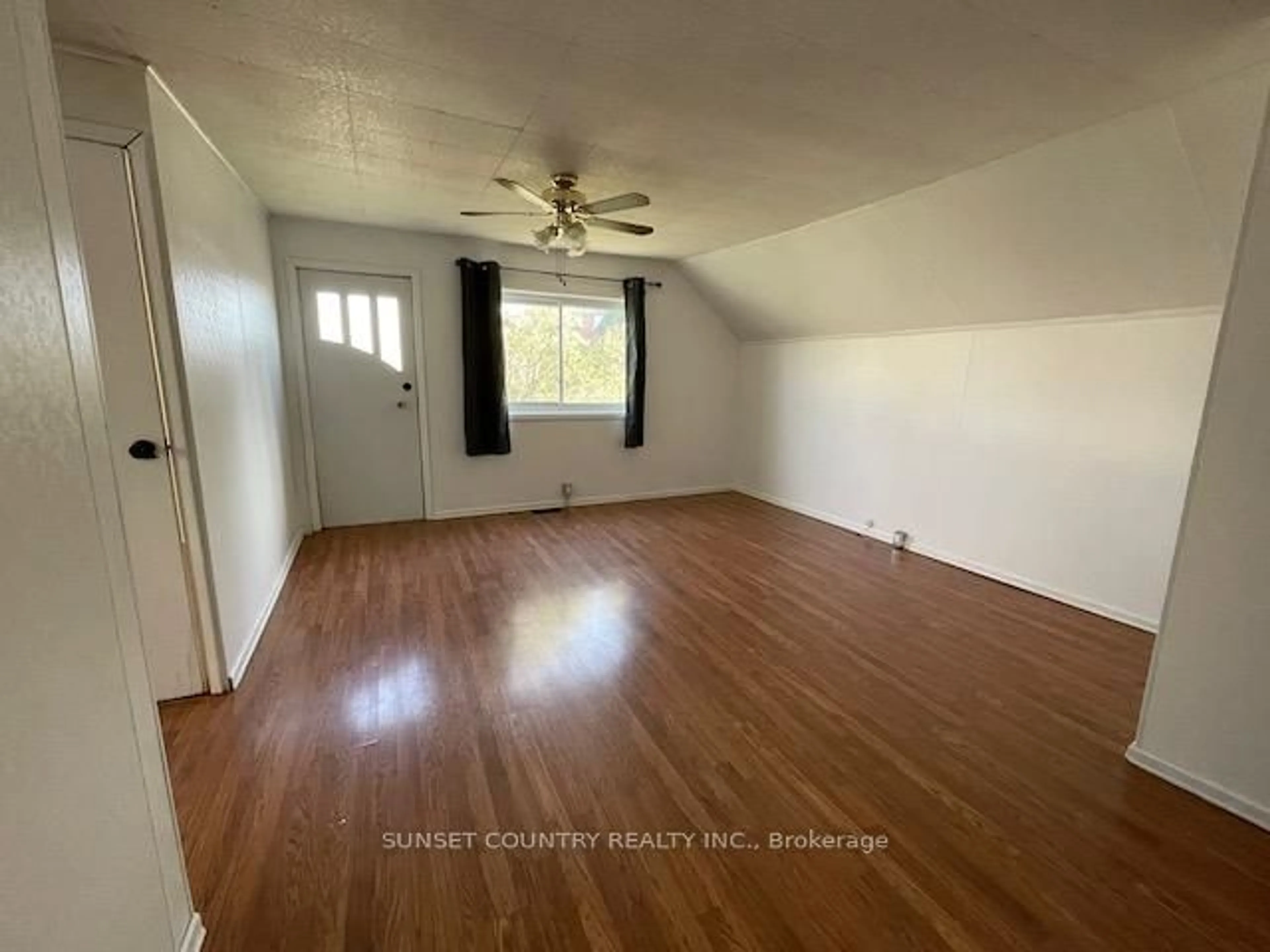 A pic of a room for 180 Third St, Dryden Ontario P8N 2W1