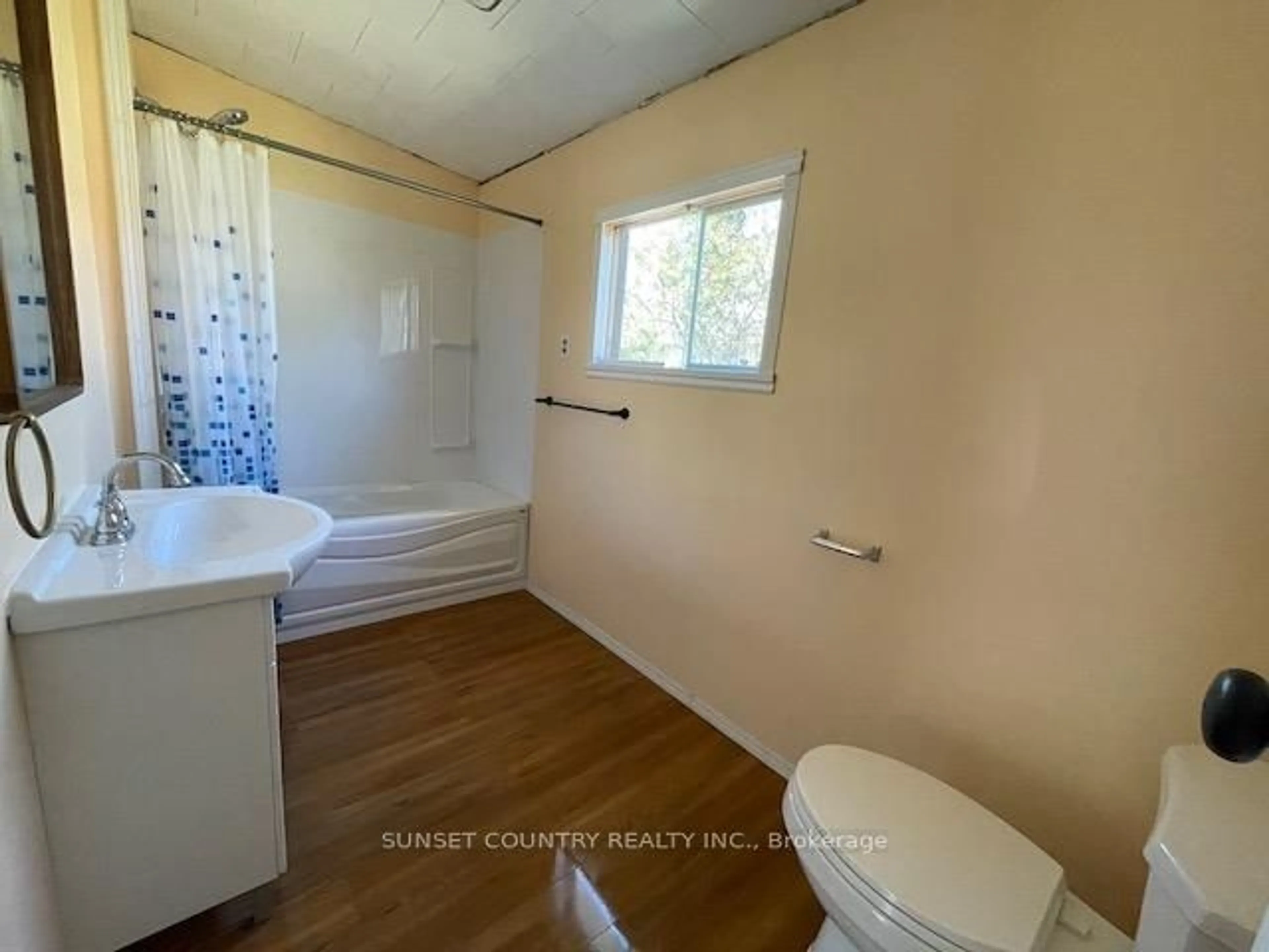 A pic of a room for 180 Third St, Dryden Ontario P8N 2W1