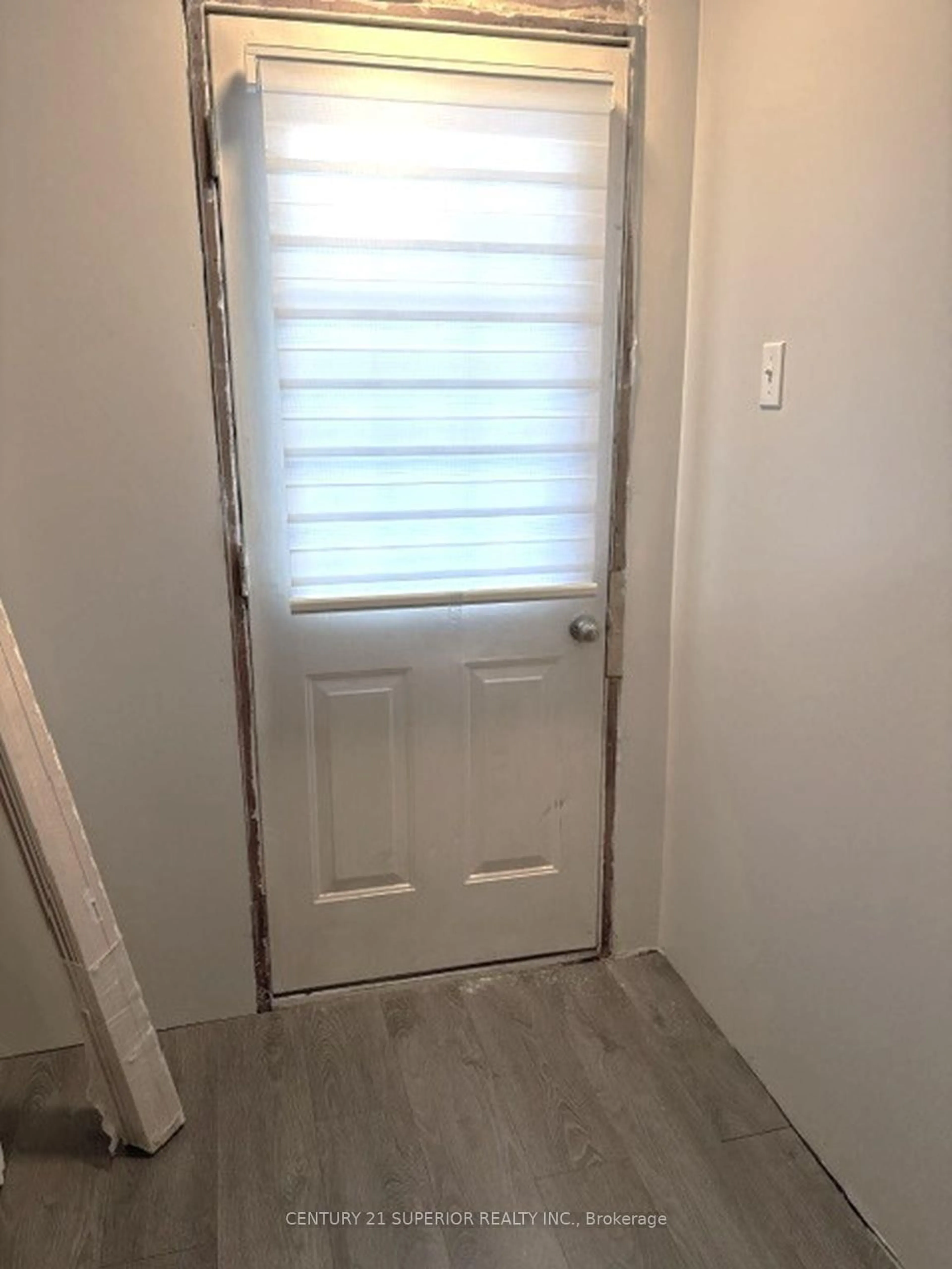 Indoor entryway for 95 Yawkey Ave, Marathon Ontario P0T 2E0