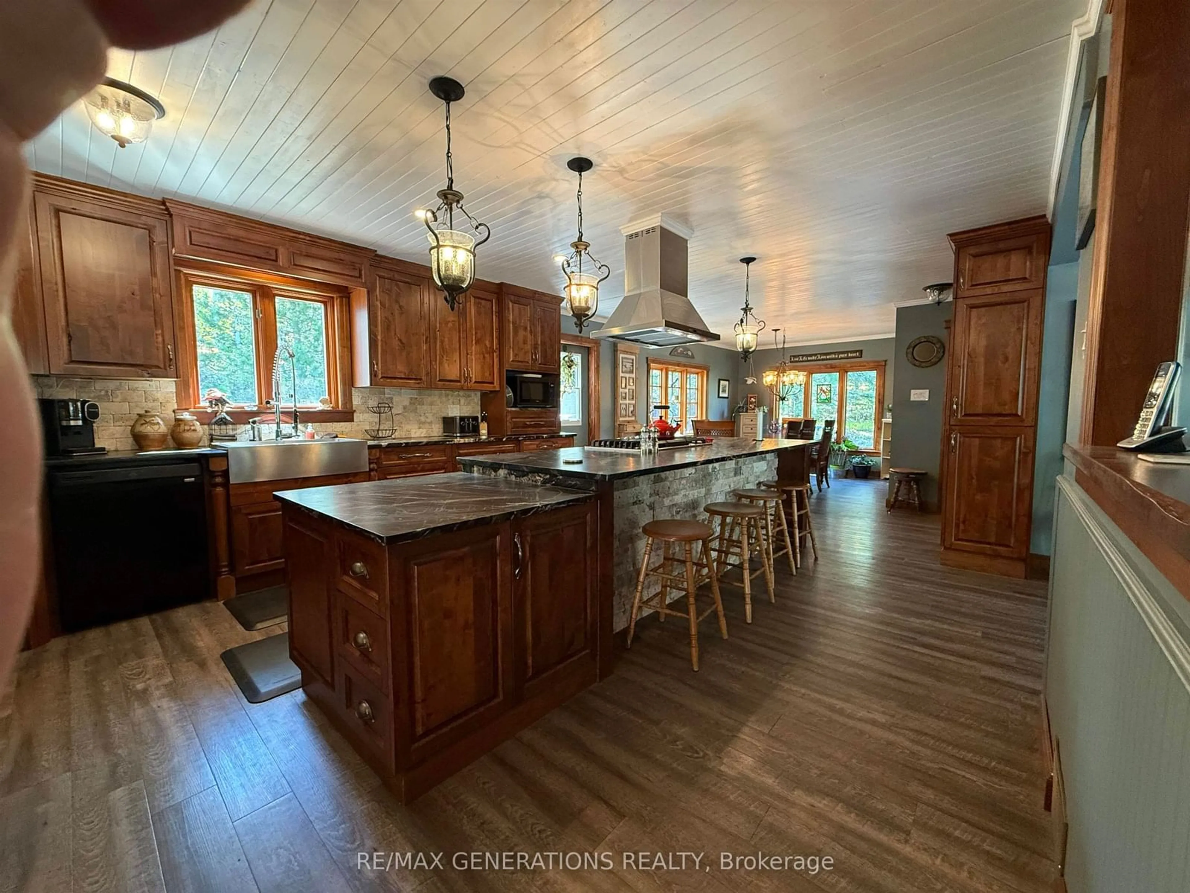 Open concept kitchen, unknown for 5074 DAWSON Rd, Oliver Paipoonge Ontario P7G 0V4