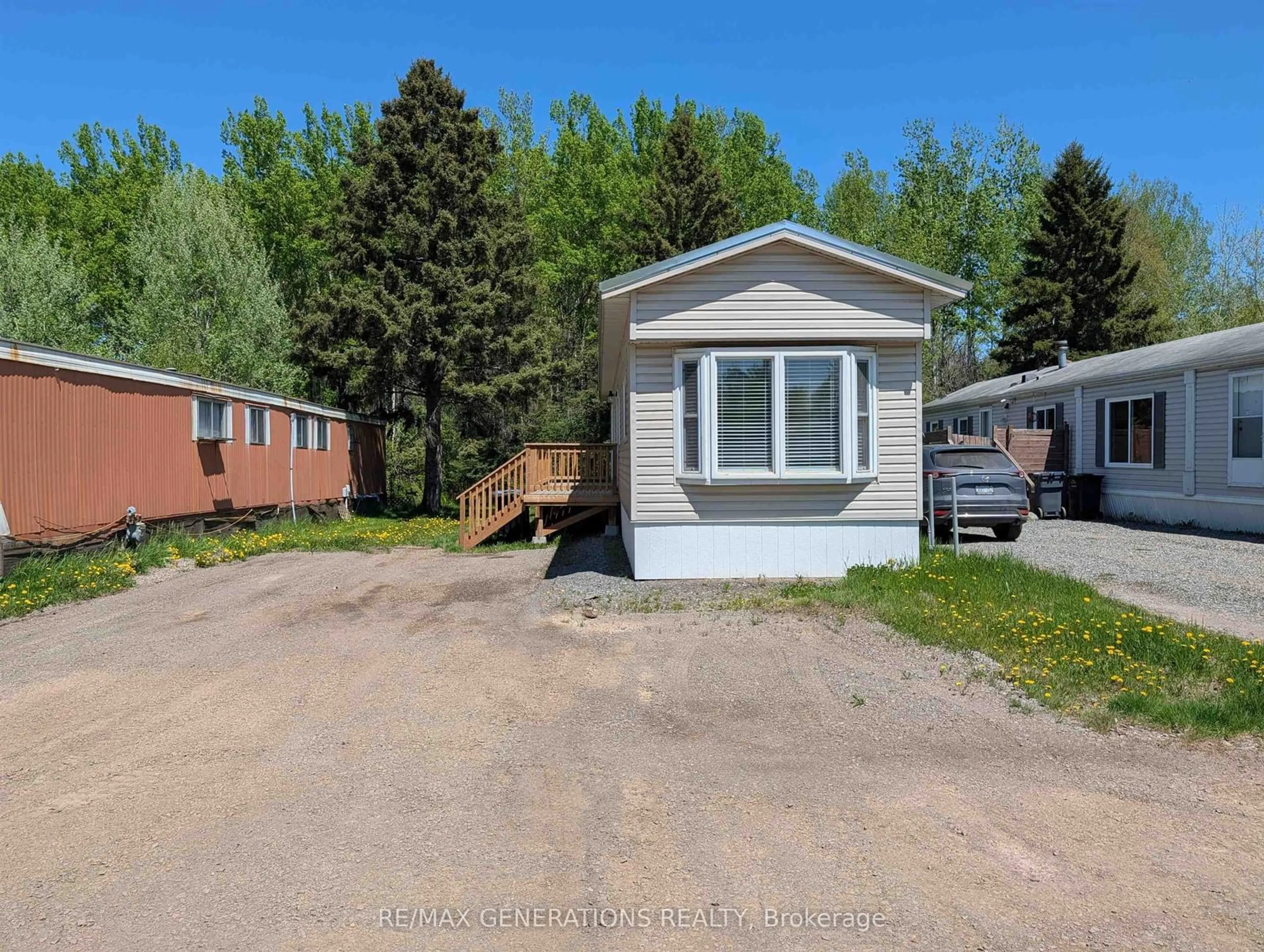 Unknown for 1055 CHIPPEWA Rd #G11, Thunder Bay Ontario P7J 1J1
