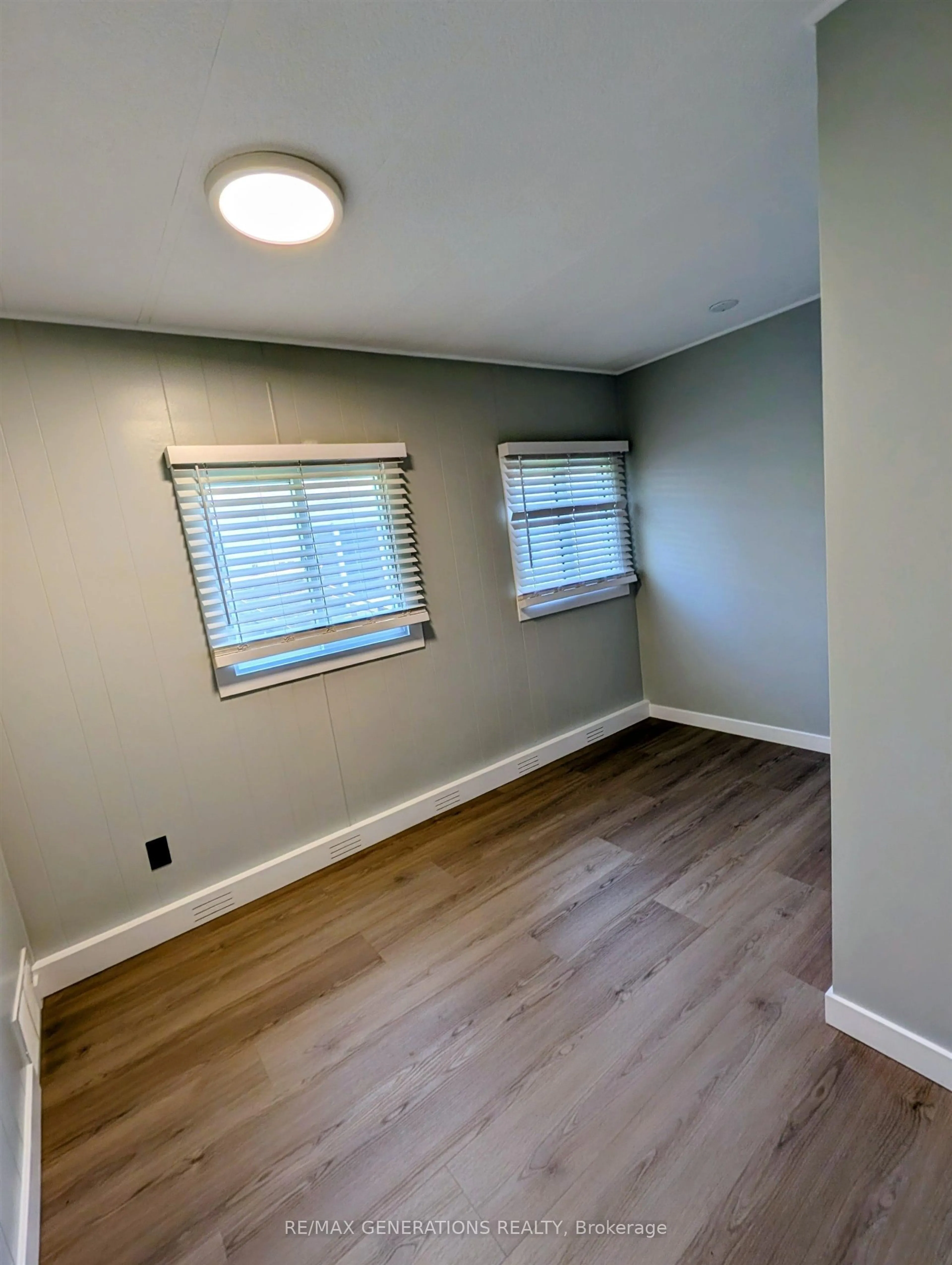 A pic of a room for 1055 CHIPPEWA Rd #G11, Thunder Bay Ontario P7J 1J1