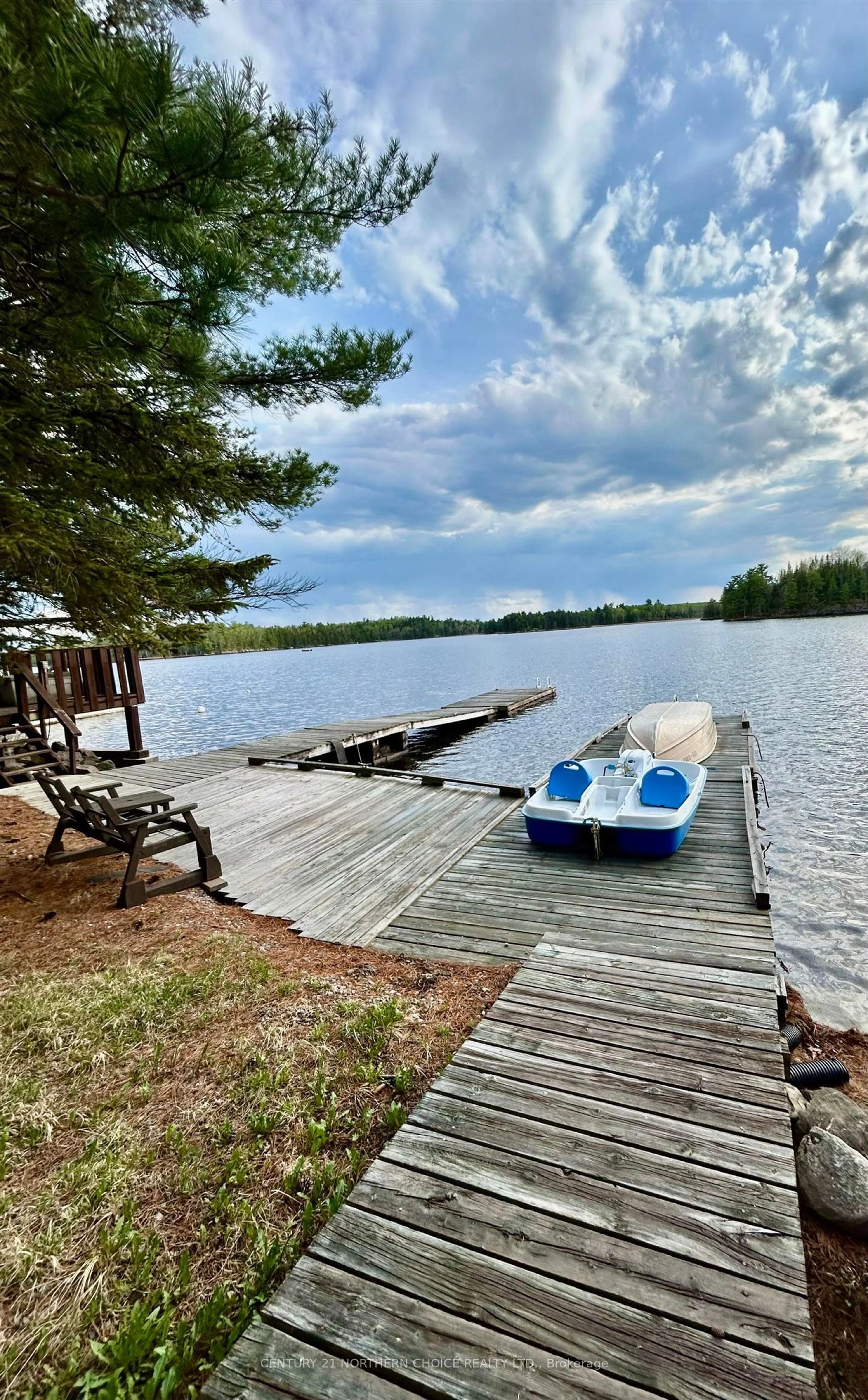 Patio, water/lake/river/ocean view for 271 Japada Trail, Fort Frances Ontario P9A 0A1