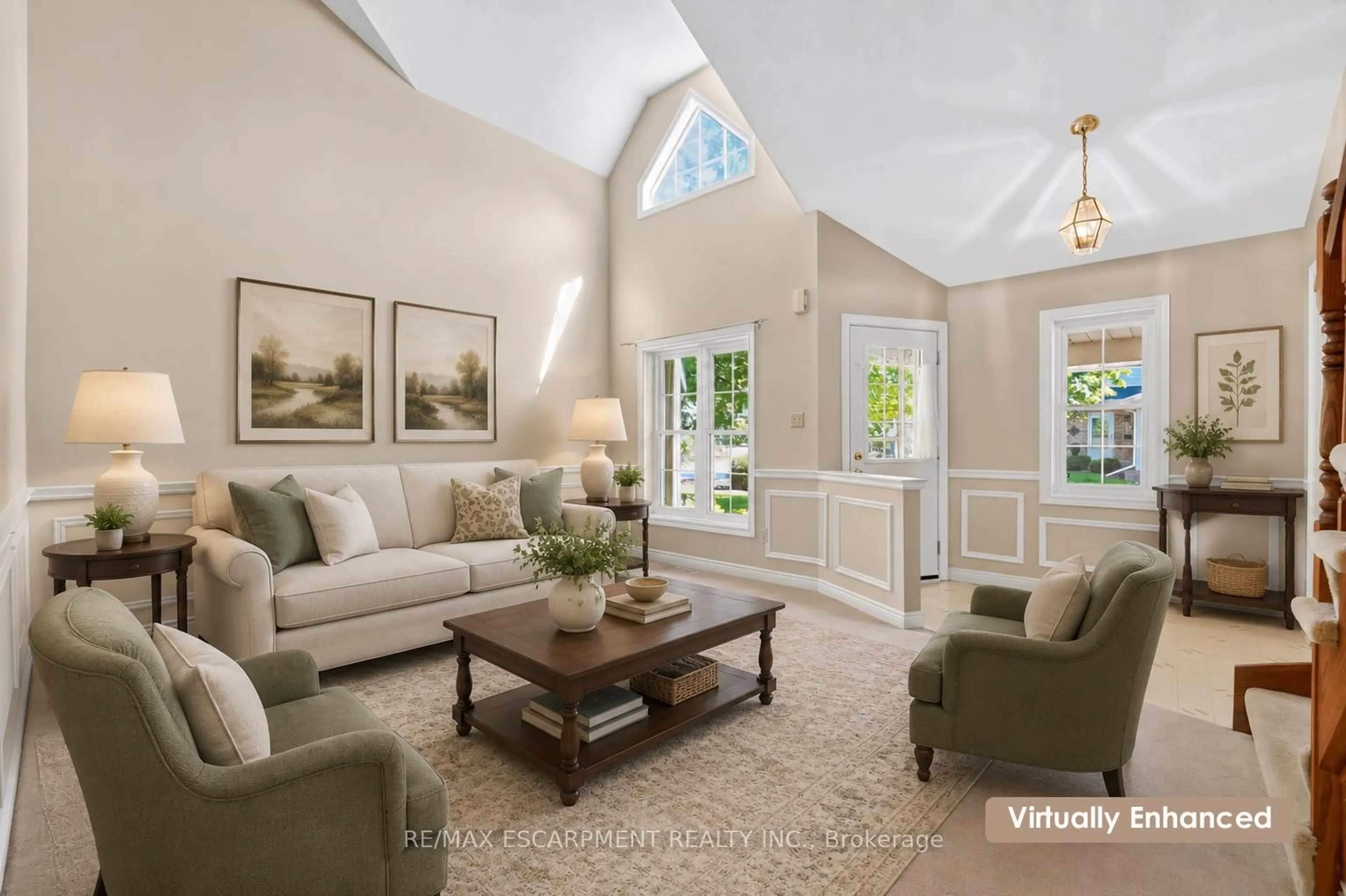 Living room with furniture, unknown for 9 Wentworth Dr #2, Grimsby Ontario L3M 5H9