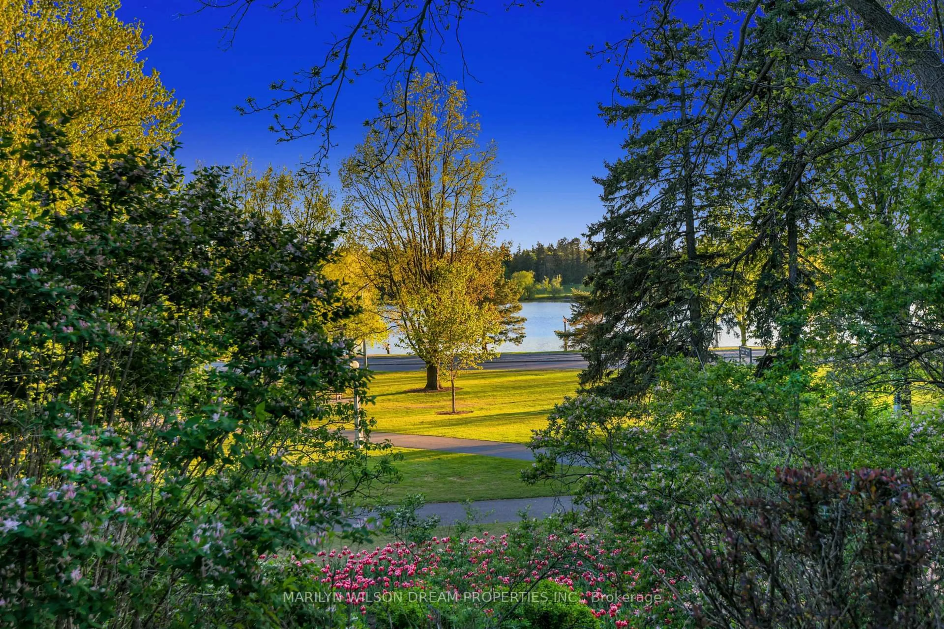 Patio, water/lake/river/ocean view for 2 Lakeview Terr, Ottawa Ontario K1S 3H4