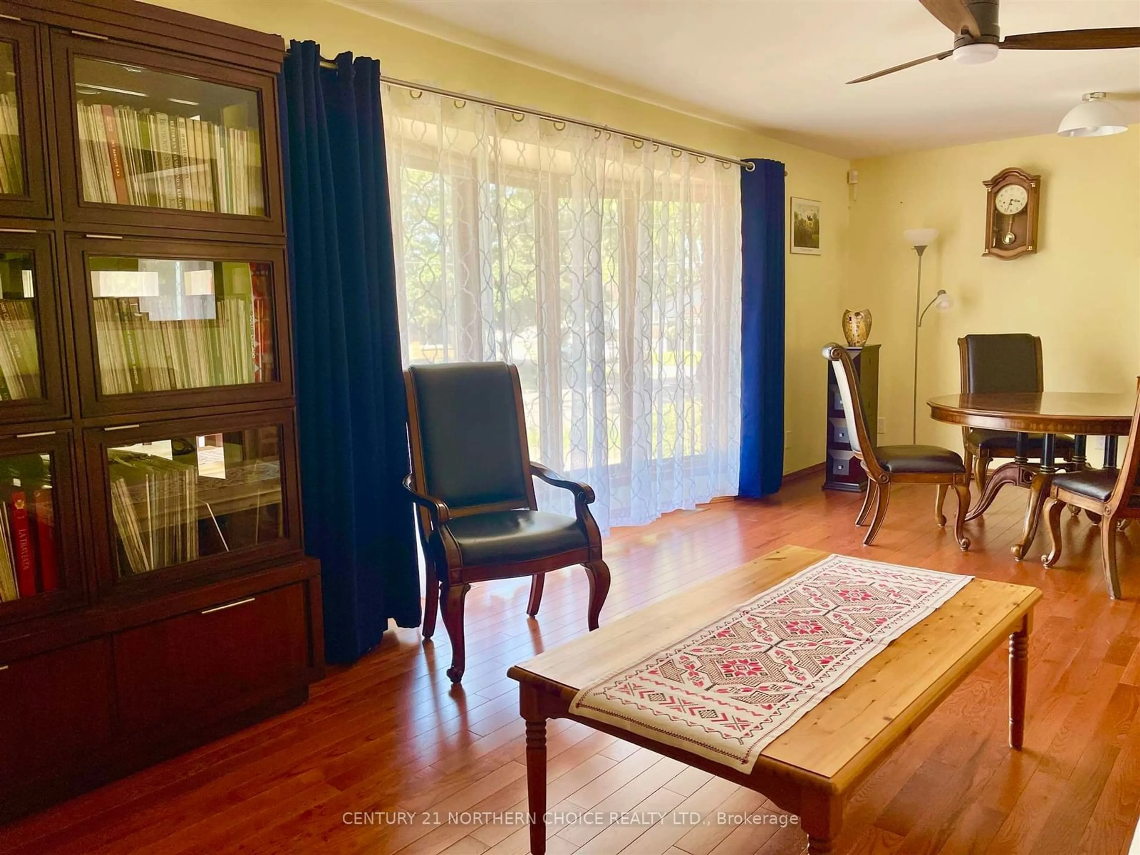 Dining room, wood/laminate floor for 228 Taylor St, Dryden Ontario P8N 1M6