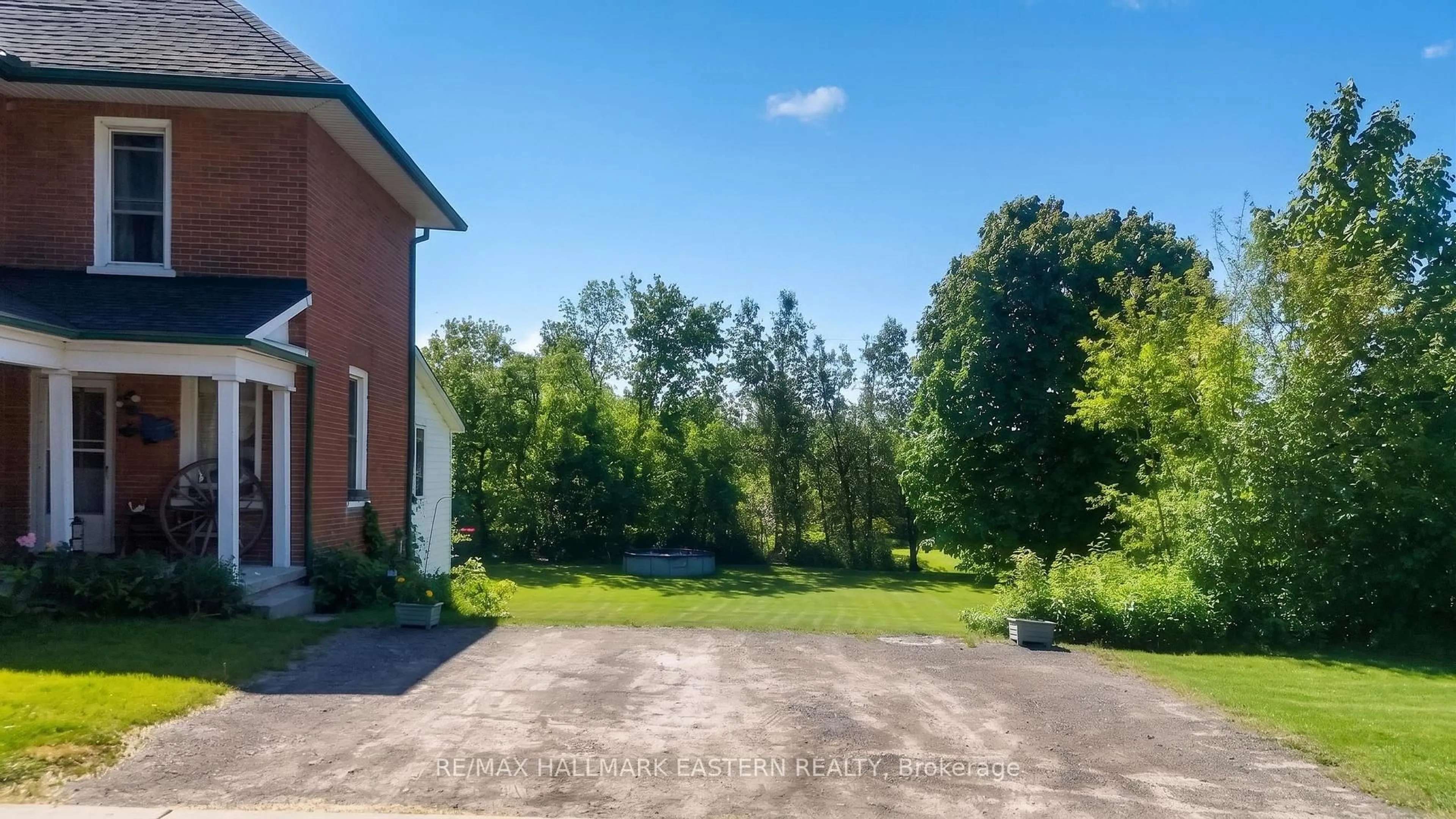 A pic from outside/outdoor area/front of a property/back of a property/a pic from drone, unknown for 45 Spring St, Asphodel-Norwood Ontario K0L 2V0
