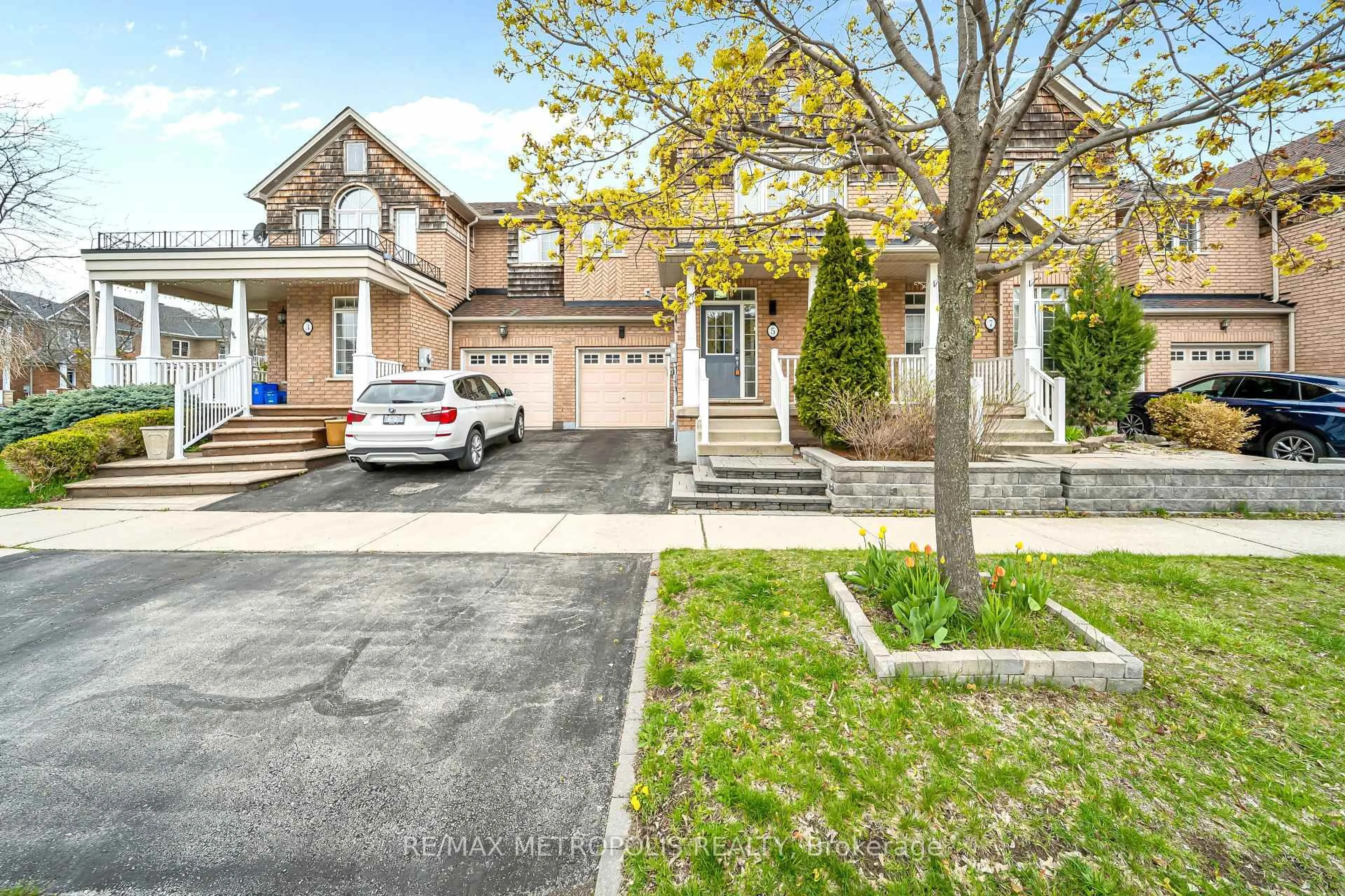 Home with brick exterior material, street for 5 Westhampton Way, Hamilton Ontario L8E 6C8