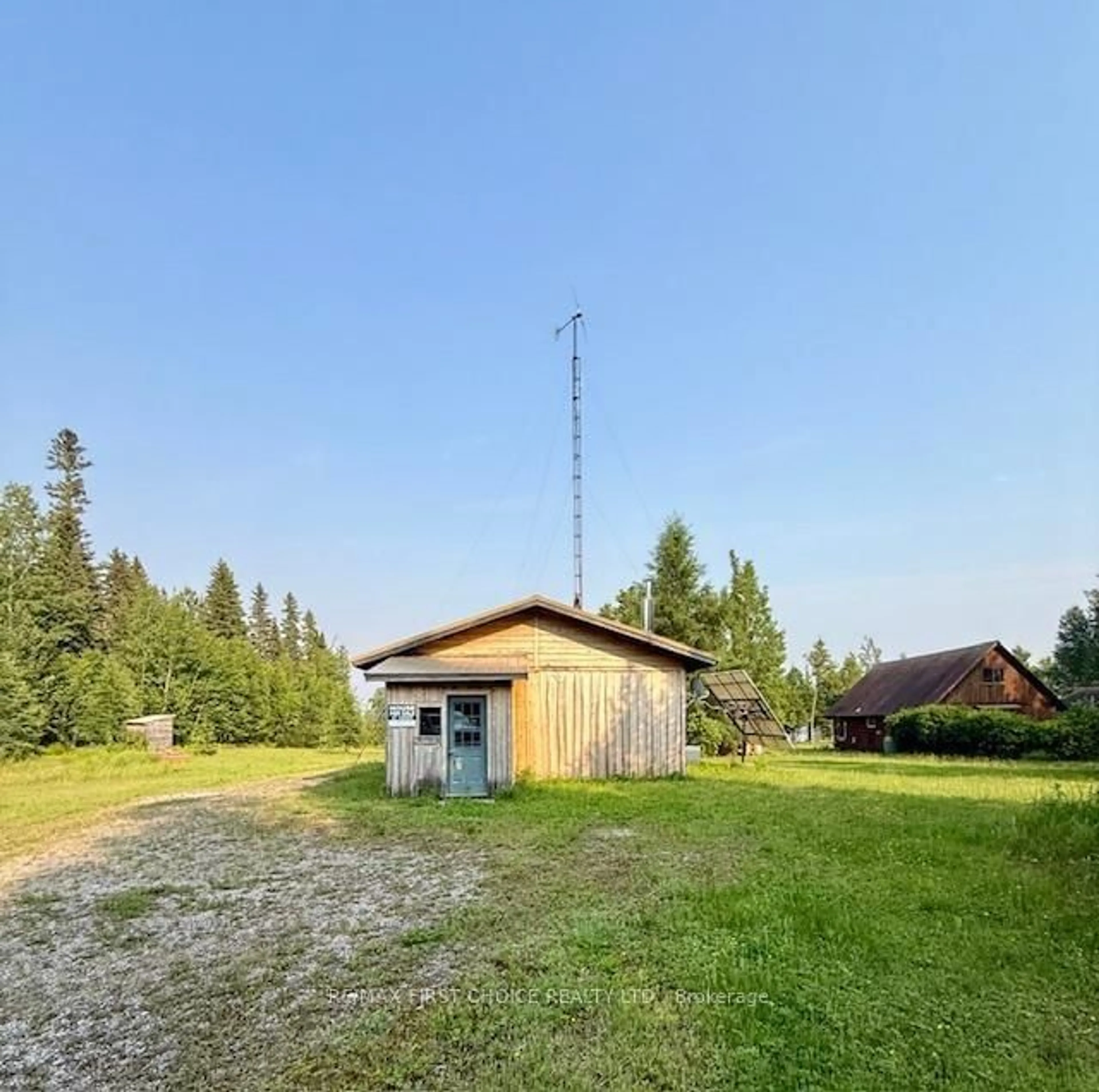 Shed for 428 Eagle Nest Rd, Greenstone Ontario P0T 2H0