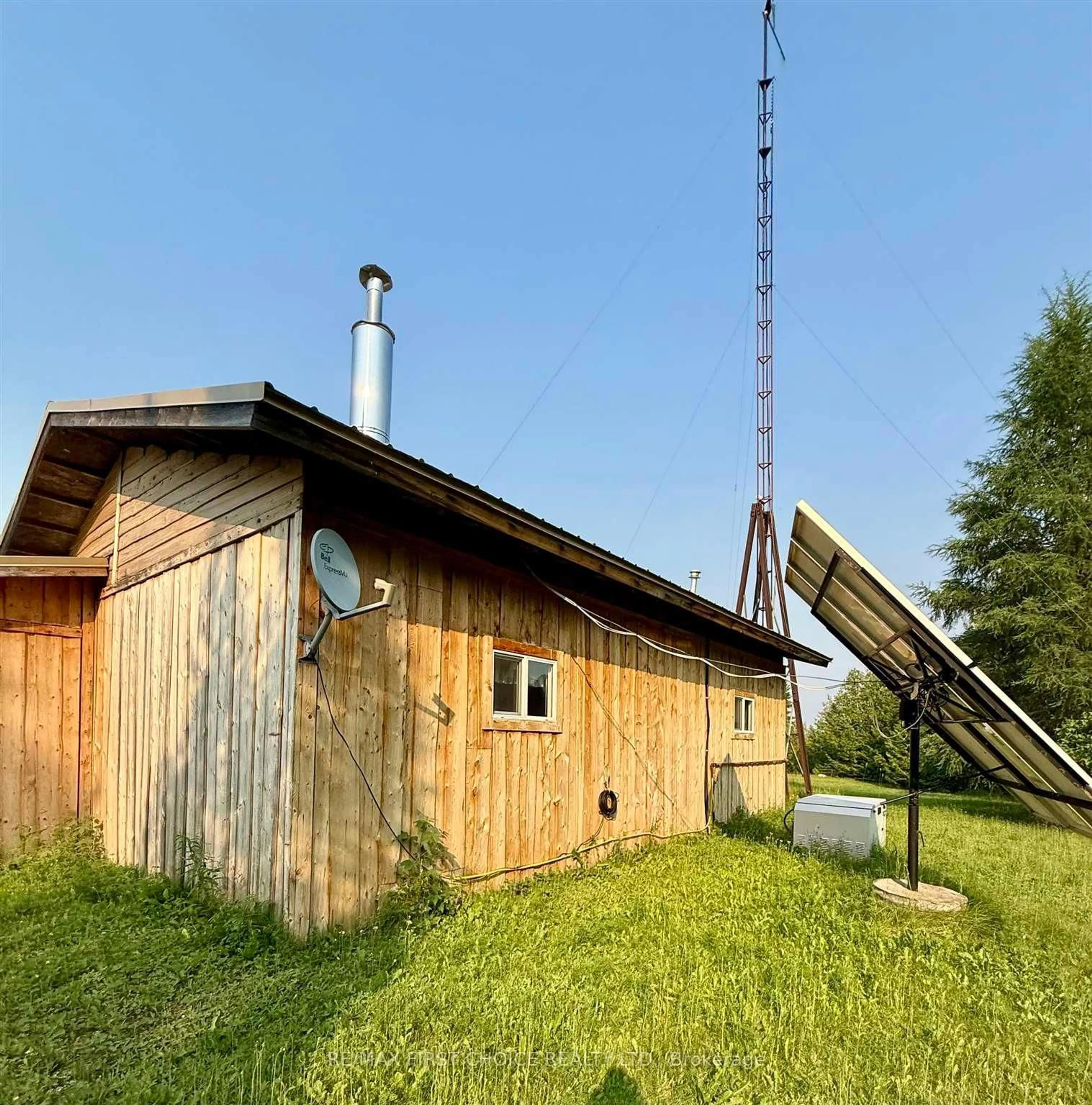 Shed for 428 Eagle Nest Rd, Greenstone Ontario P0T 2H0