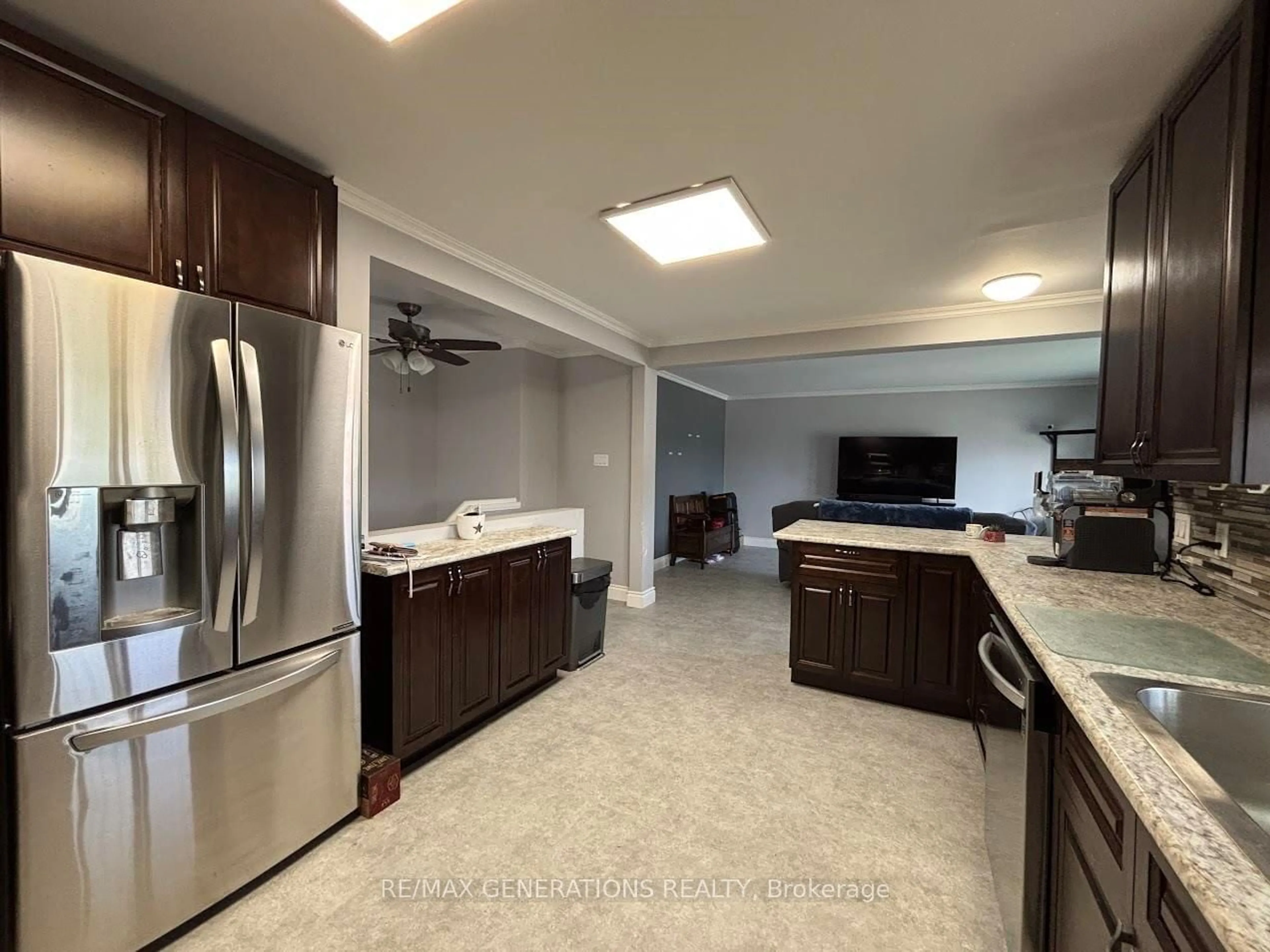Open concept kitchen, ceramic/tile floor for 2 Essa Pl, Manitouwadge Ontario P0T 2C0