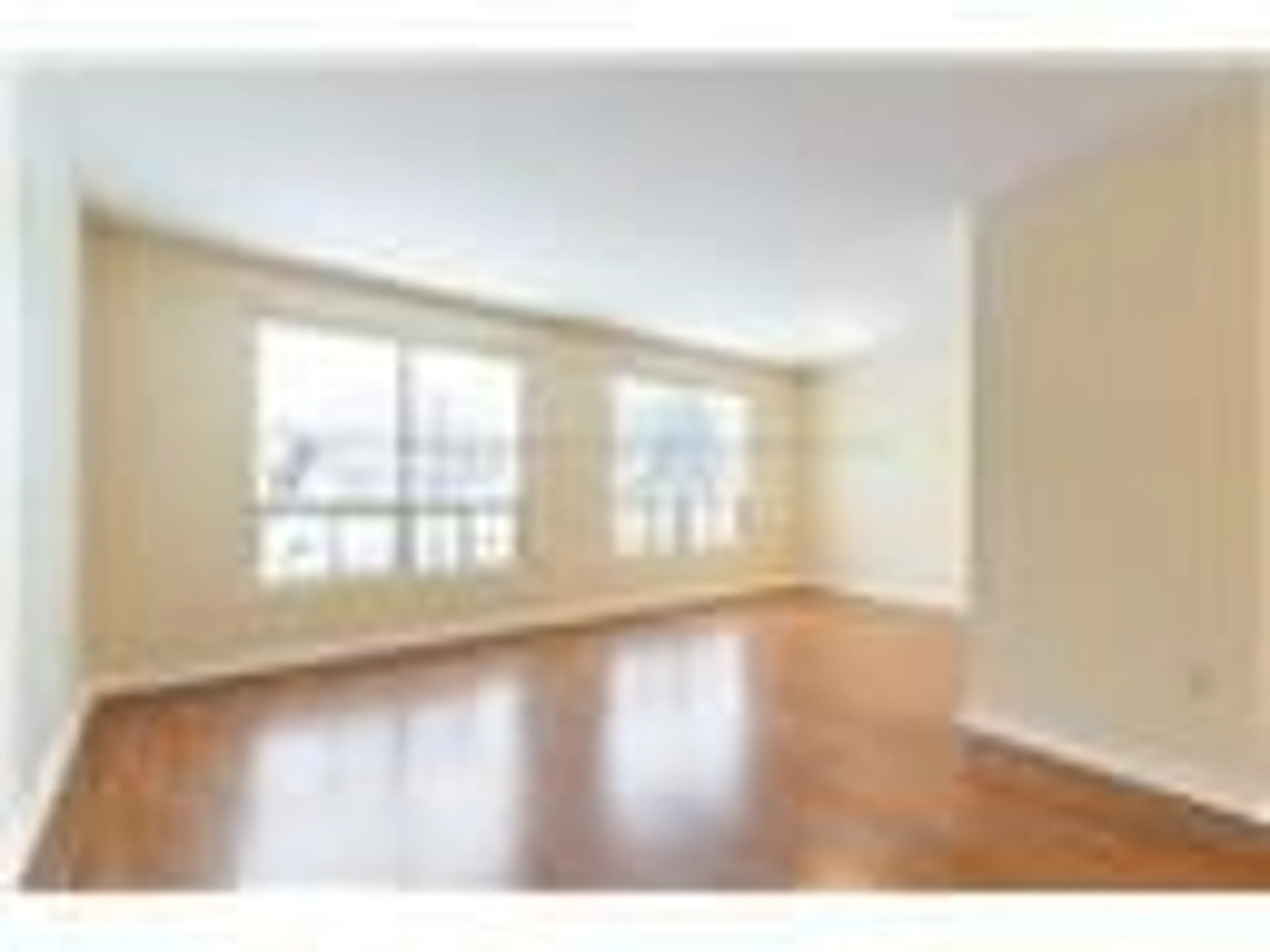 A pic of a room for 16 GARROW Dr, Hamilton Ontario L9C 6G9