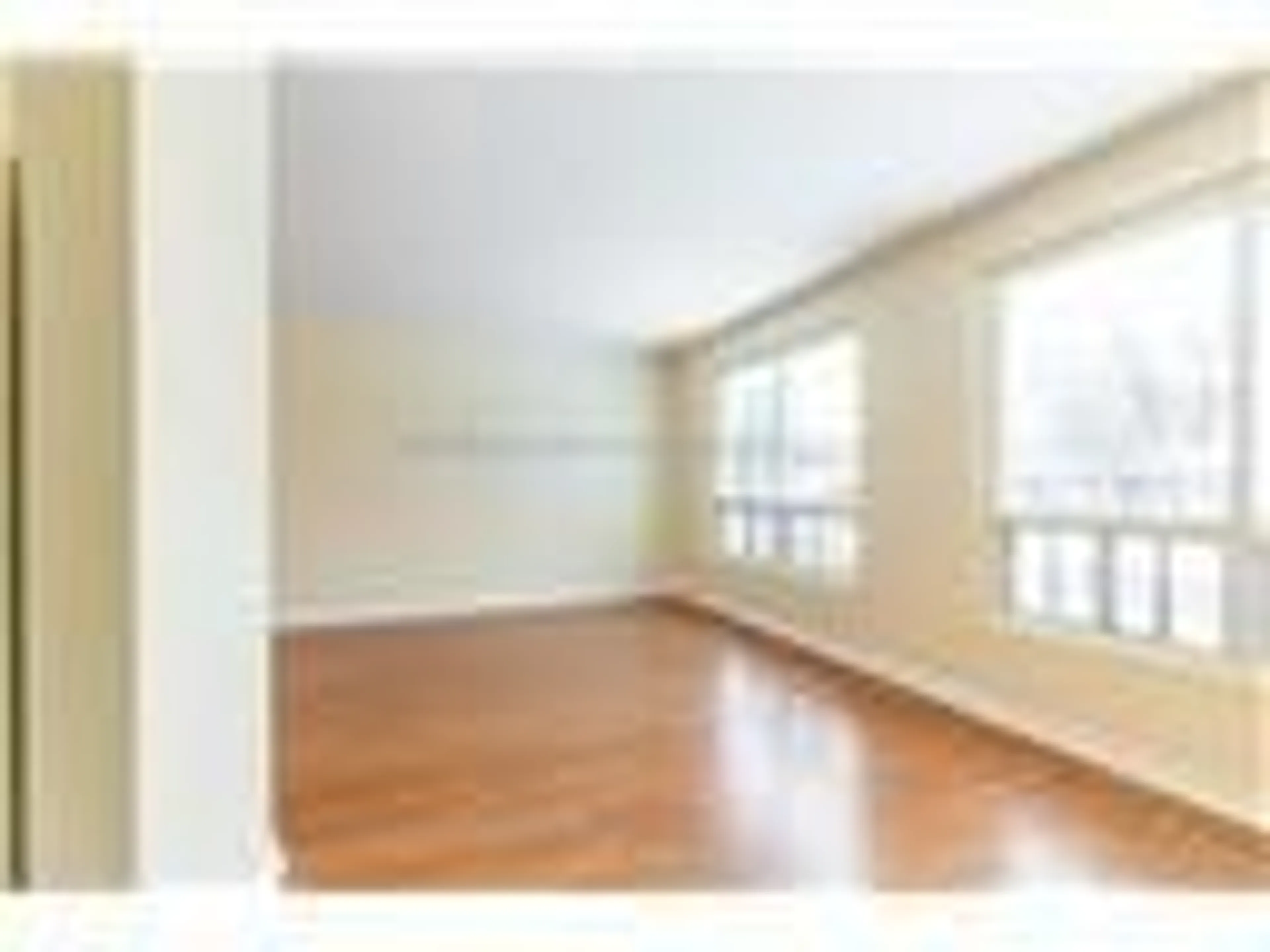 A pic of a room for 16 GARROW Dr, Hamilton Ontario L9C 6G9