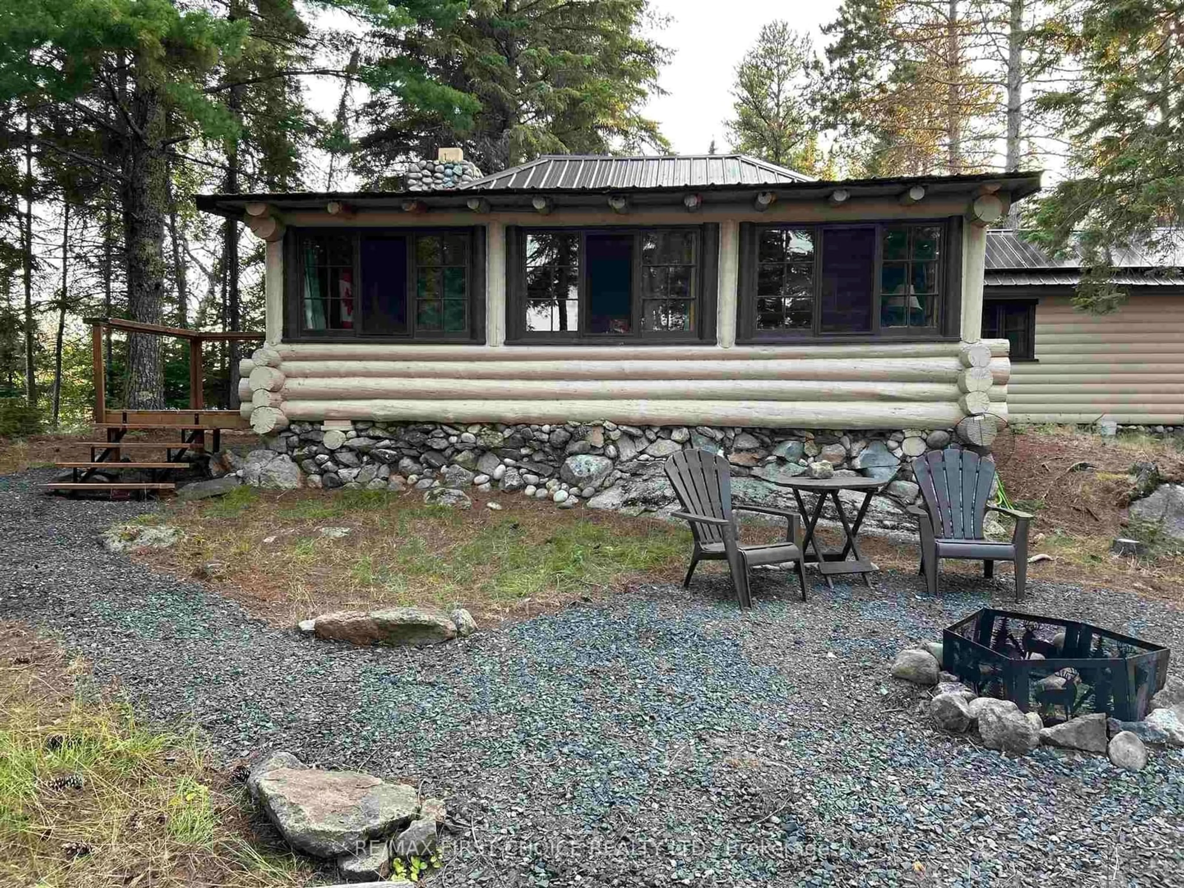 Patio, unknown for 14 Island Canyon Lake, Kenora Remote Area Ontario P0V 2V0