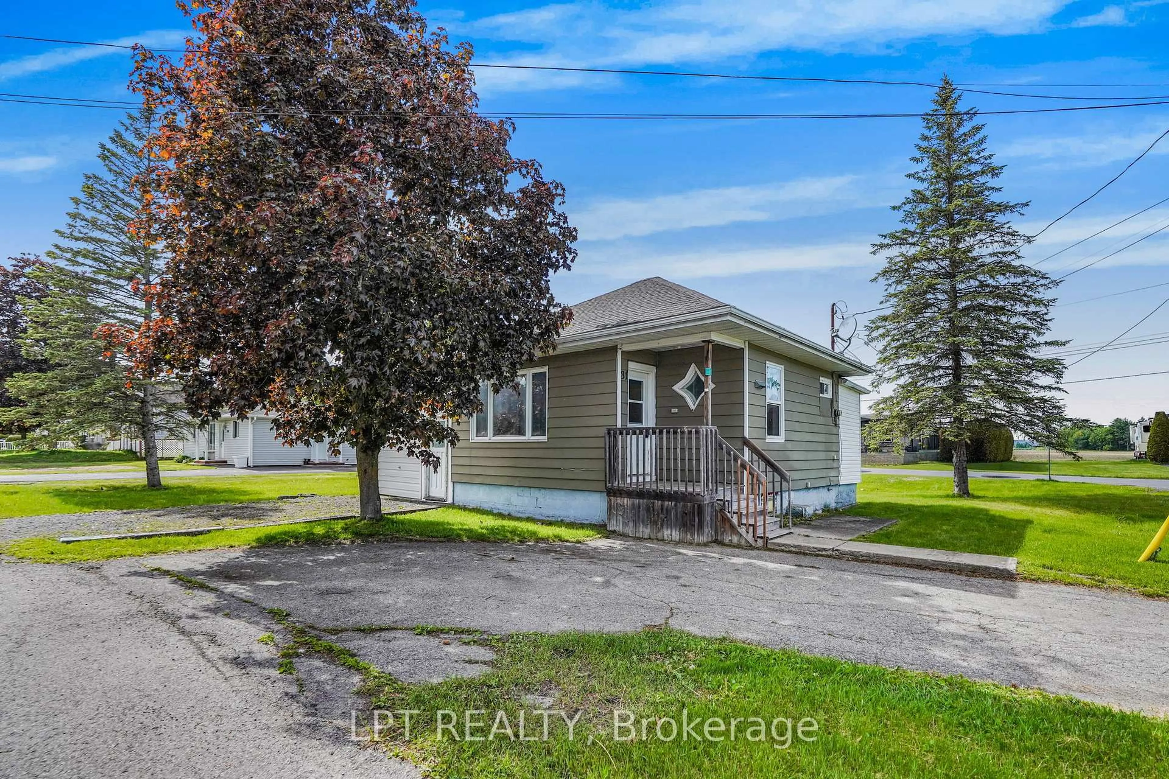 Unknown for 31 Johnston St, Alfred and Plantagenet Ontario K0B 1A0