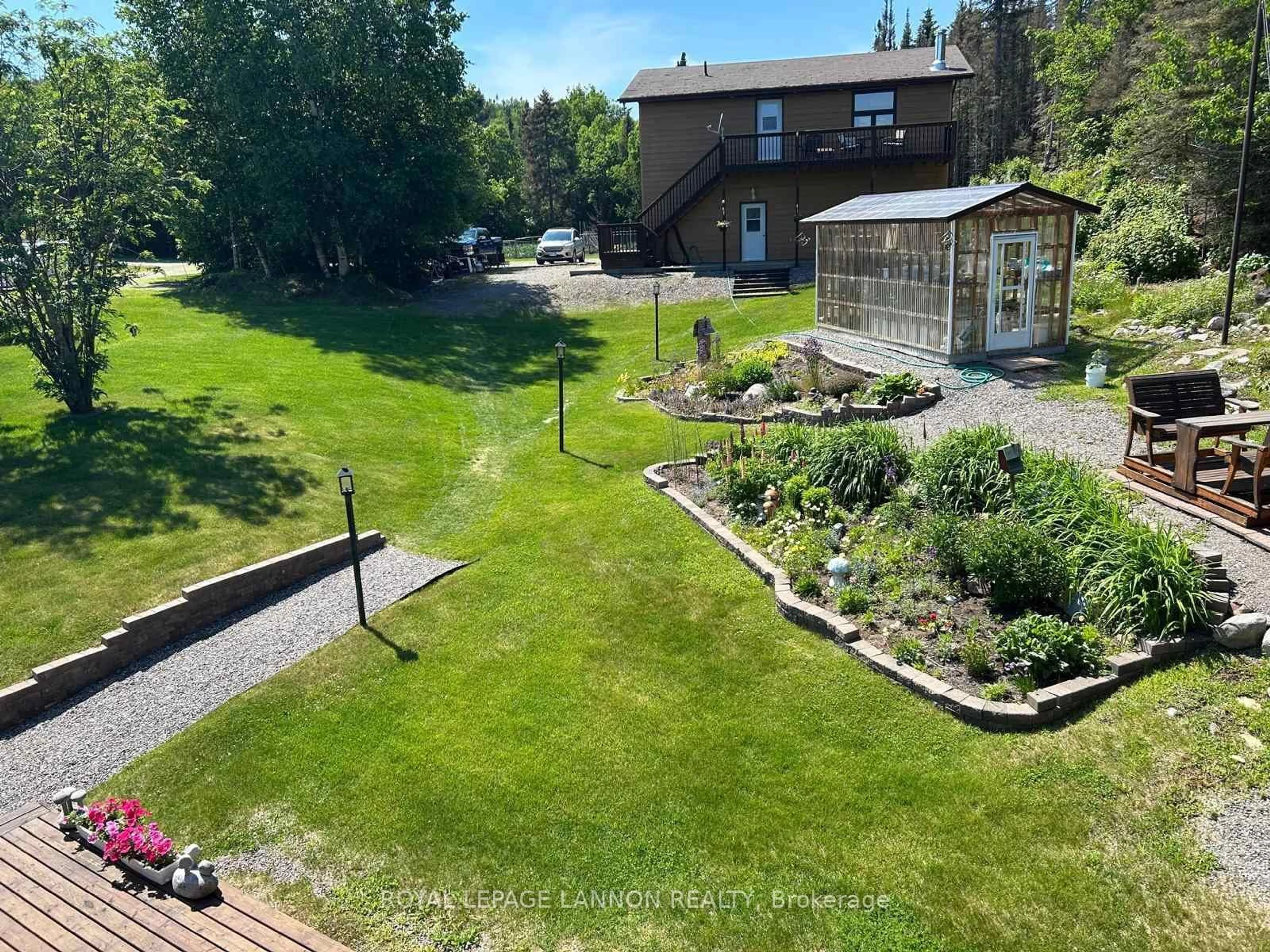 A pic from outside/outdoor area/front of a property/back of a property/a pic from drone, street for 40 HUNTER Rd, Thunder Bay Remote Area Ontario P0T 2S0