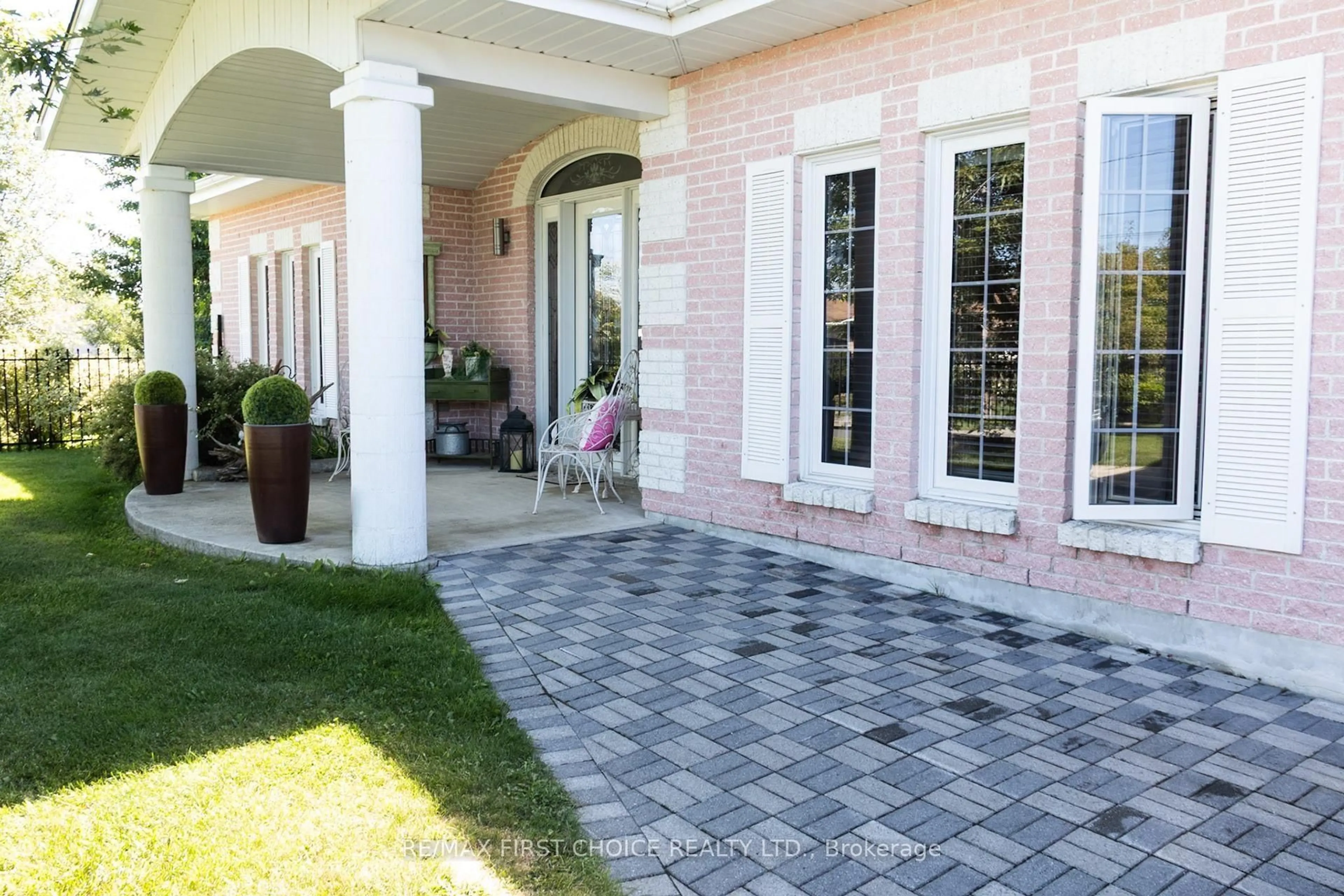 Home with brick exterior material, street for 106 Bayview St, Greenstone Ontario P0T 2A0