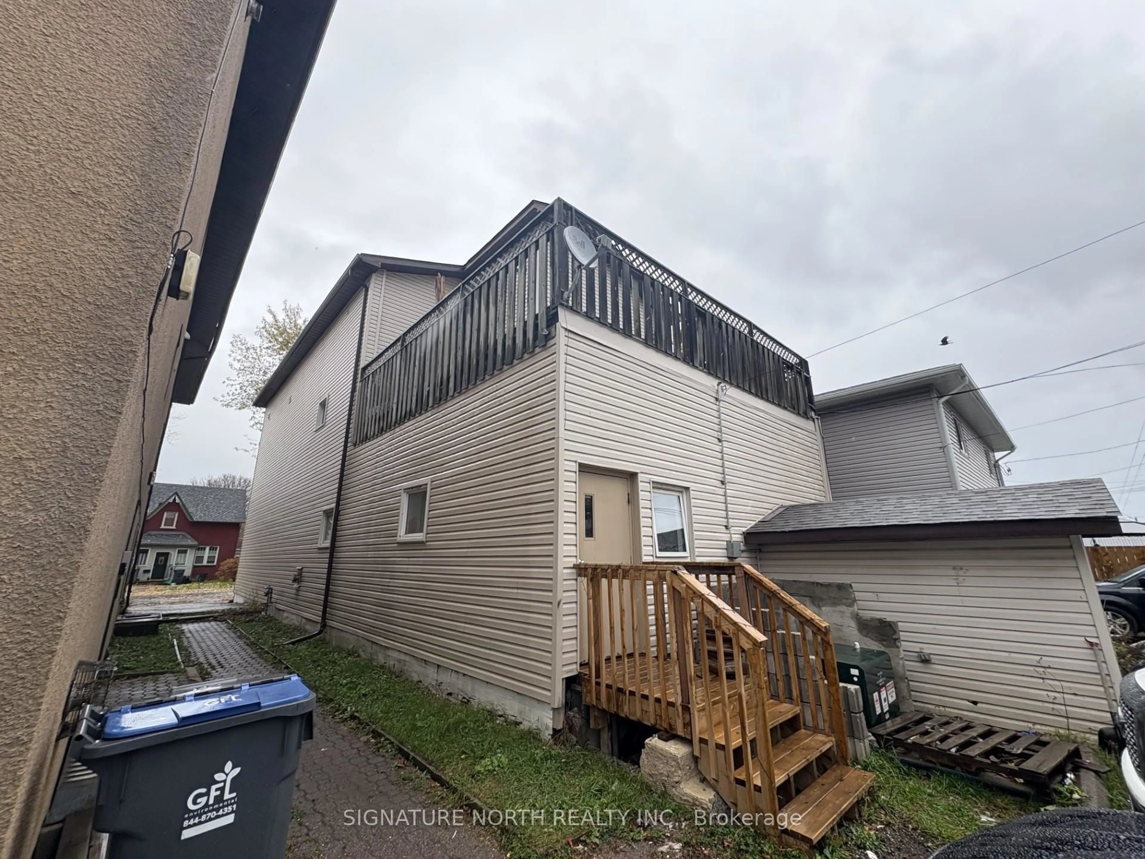 Unknown for 216 Leith, Thunder Bay Ontario P7C 1M8